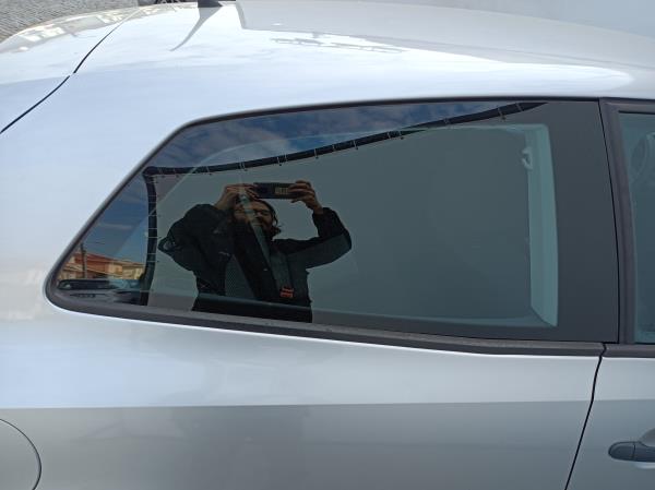 Vitre arrière droite VOLKSWAGEN POLO (6R1, 6C1) | 09 -  Imagem-0