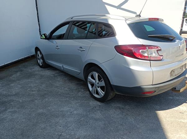 MEGANE III Grandtour  RENAULT MEGANE III Grandtour (KZ0/1) | 08 -  Imagem-4