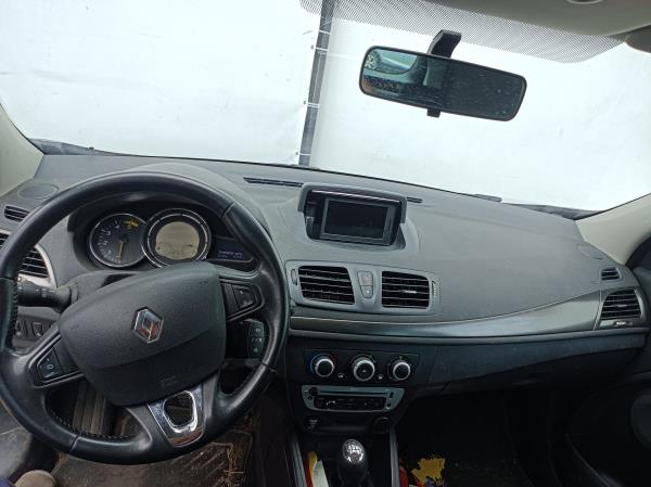 MEGANE III Grandtour  RENAULT MEGANE III Grandtour (KZ0/1) | 08 -  Imagem-7