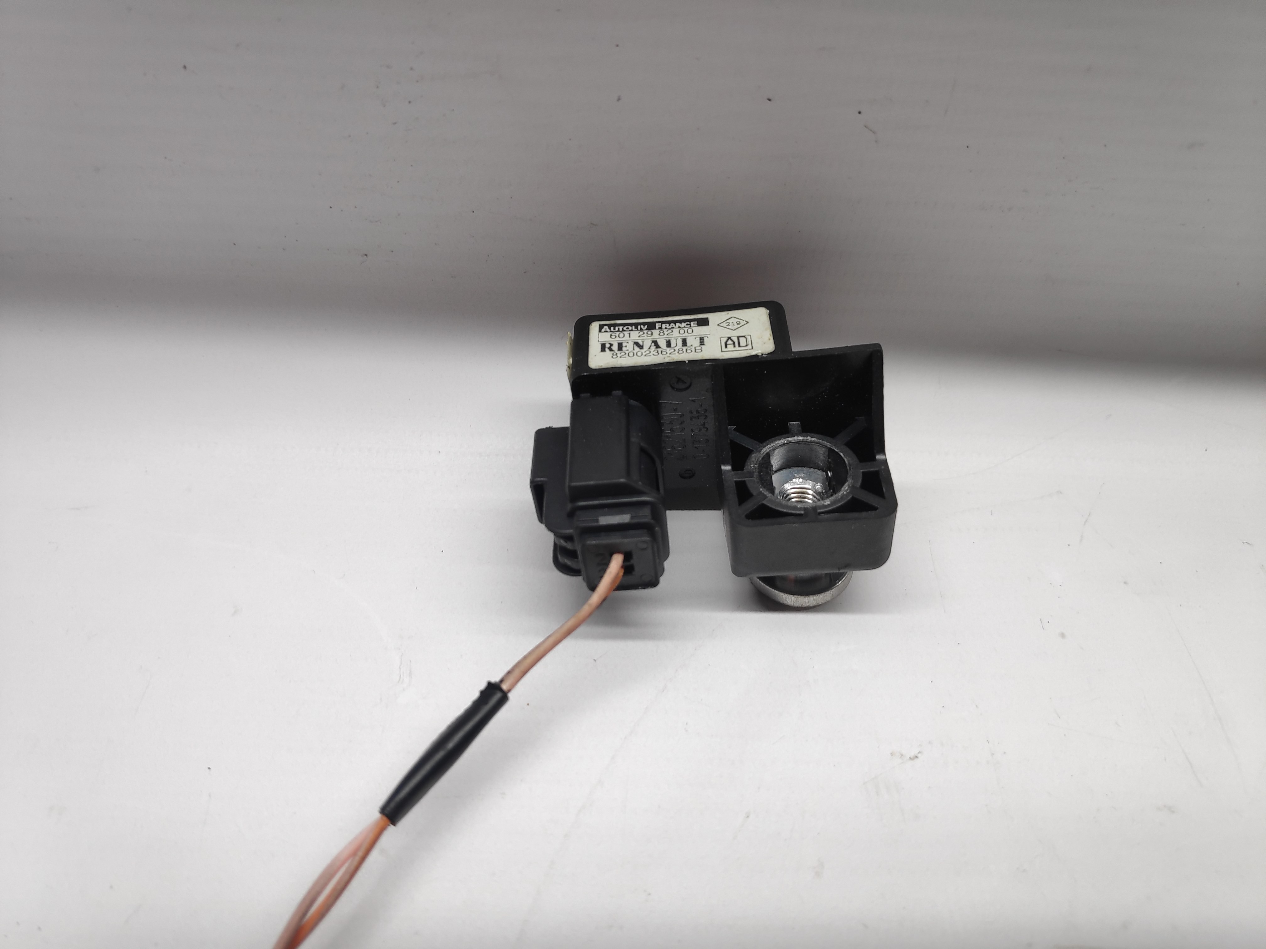 Sensor Impacto Airbag RENAULT MEGANE II (BM0/1_, CM0/1_) | 01 - 12 Imagem-0