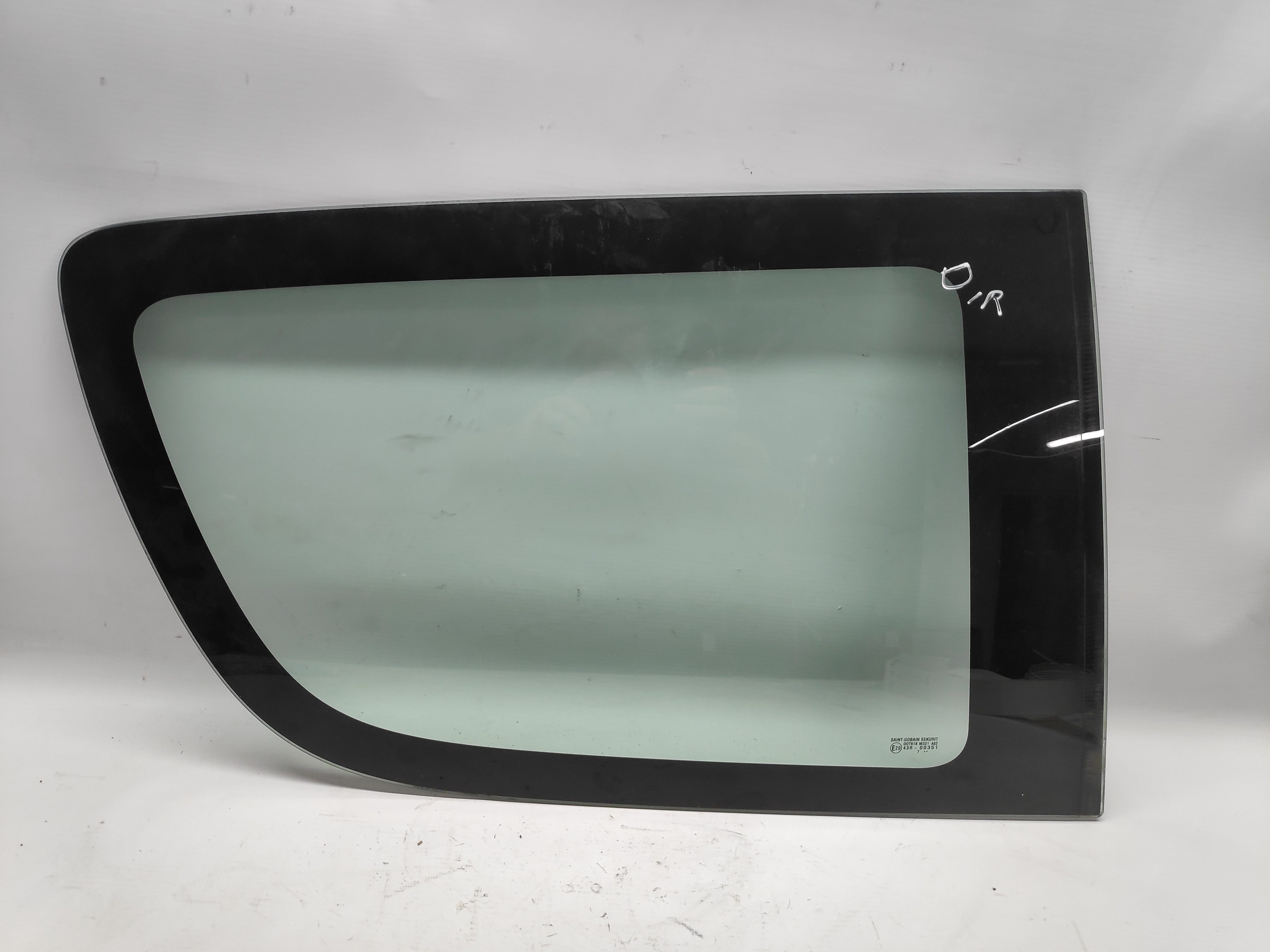 Rear right quarter glass SUZUKI SWIFT III (MZ, EZ) | 05 -  Imagem-0