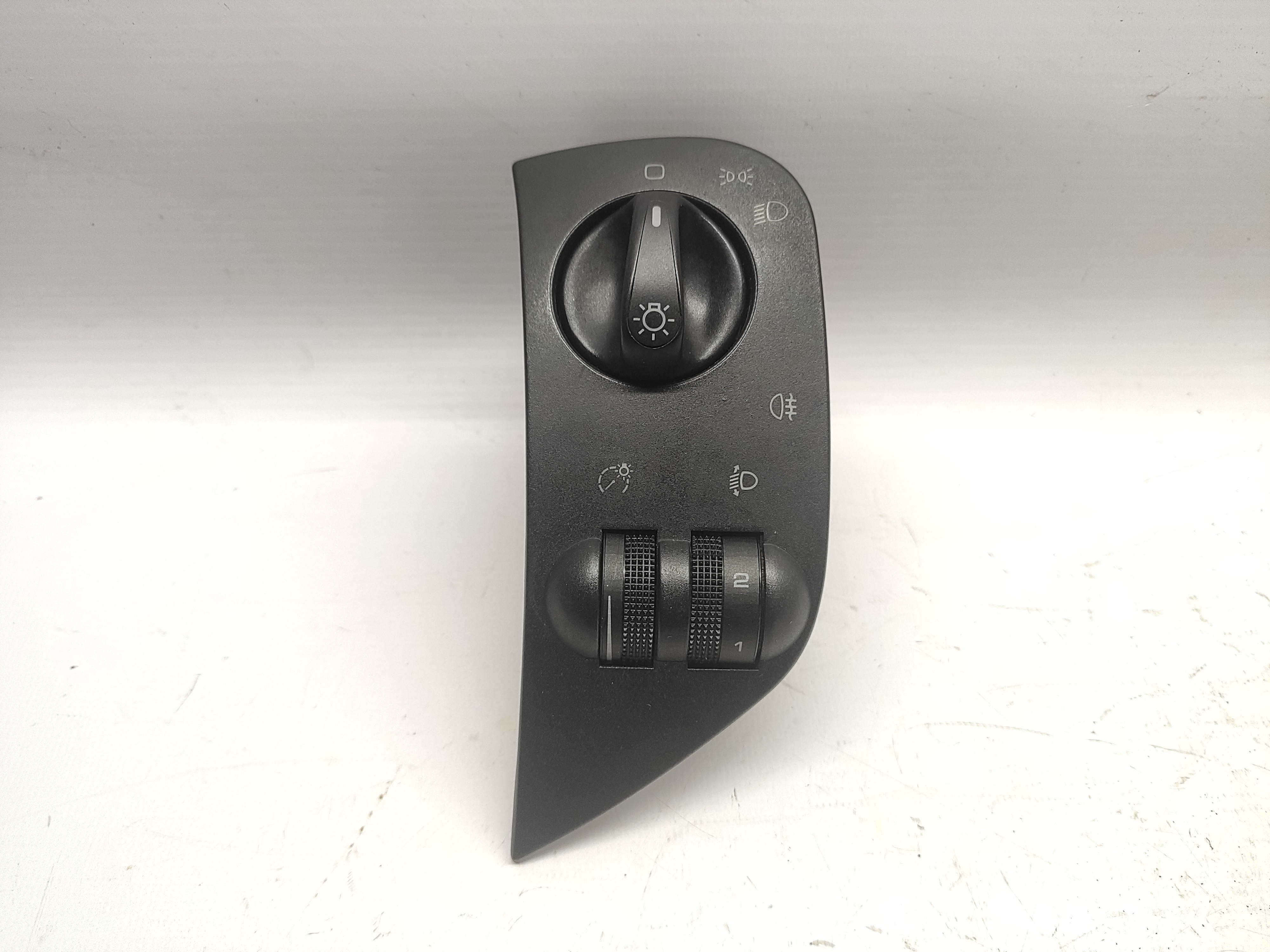 Lights Switch VOLKSWAGEN POLO (6N1) | 94 - 99