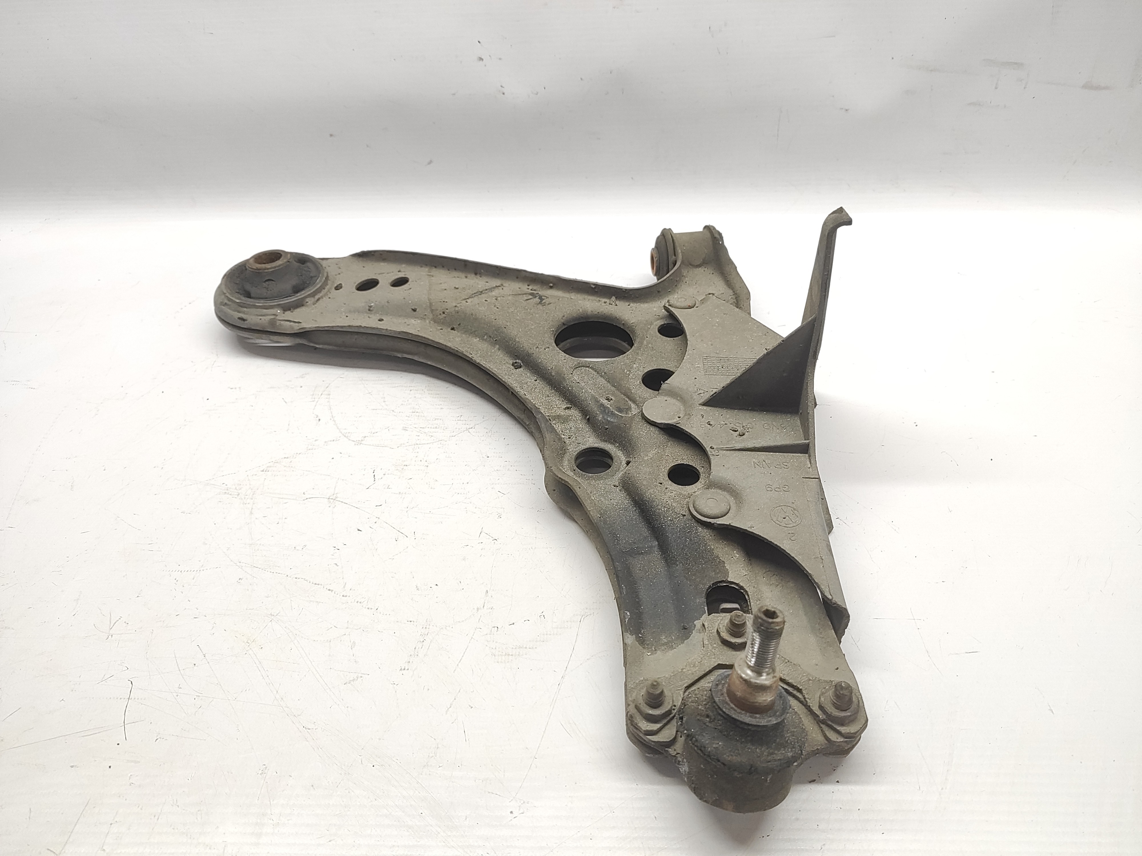 Braço Suspensao Frente Direito VOLKSWAGEN POLO (6N1) | 94 - 99