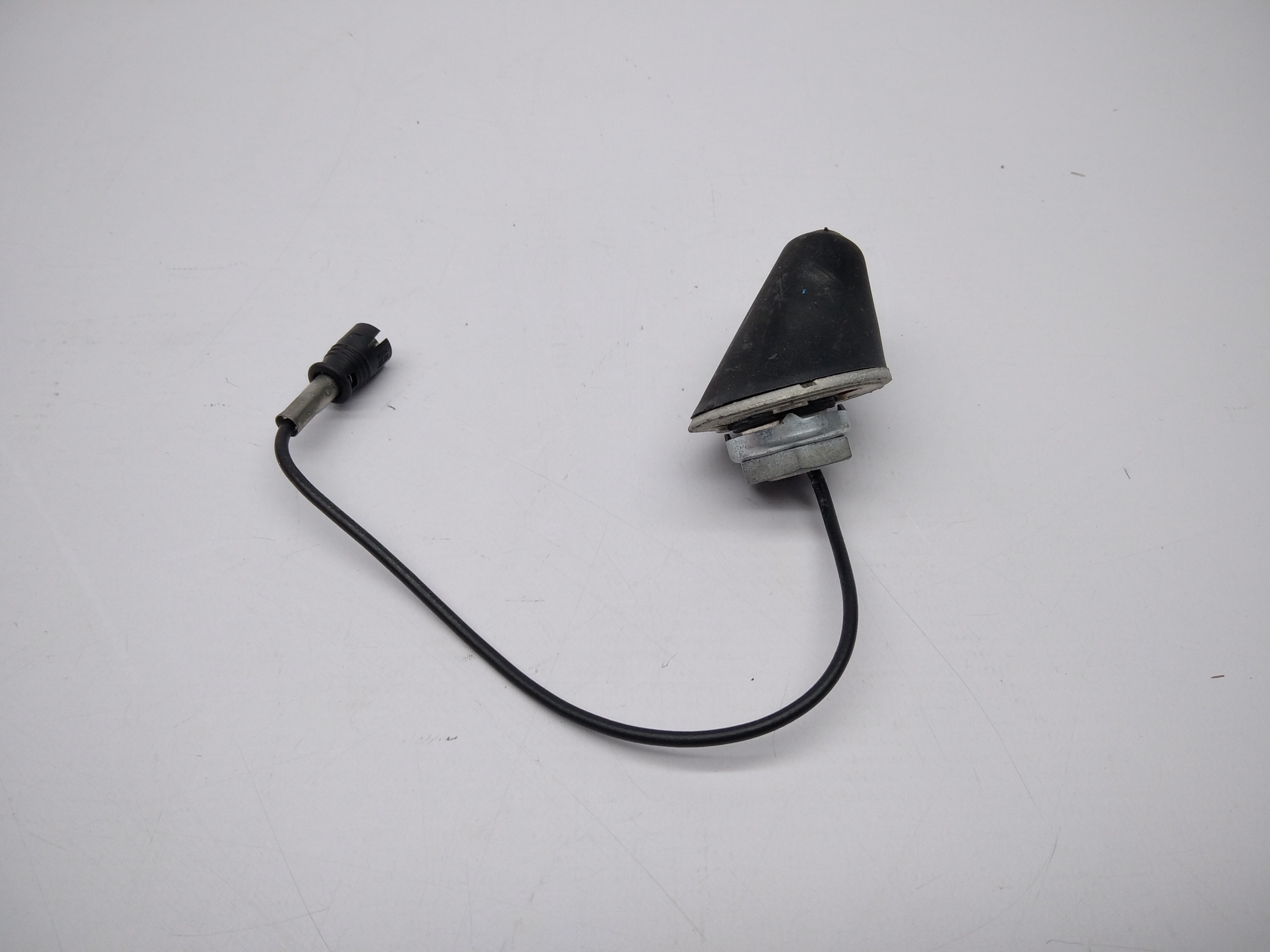 Base de Antena VOLKSWAGEN POLO (9N_) | 01 - 14