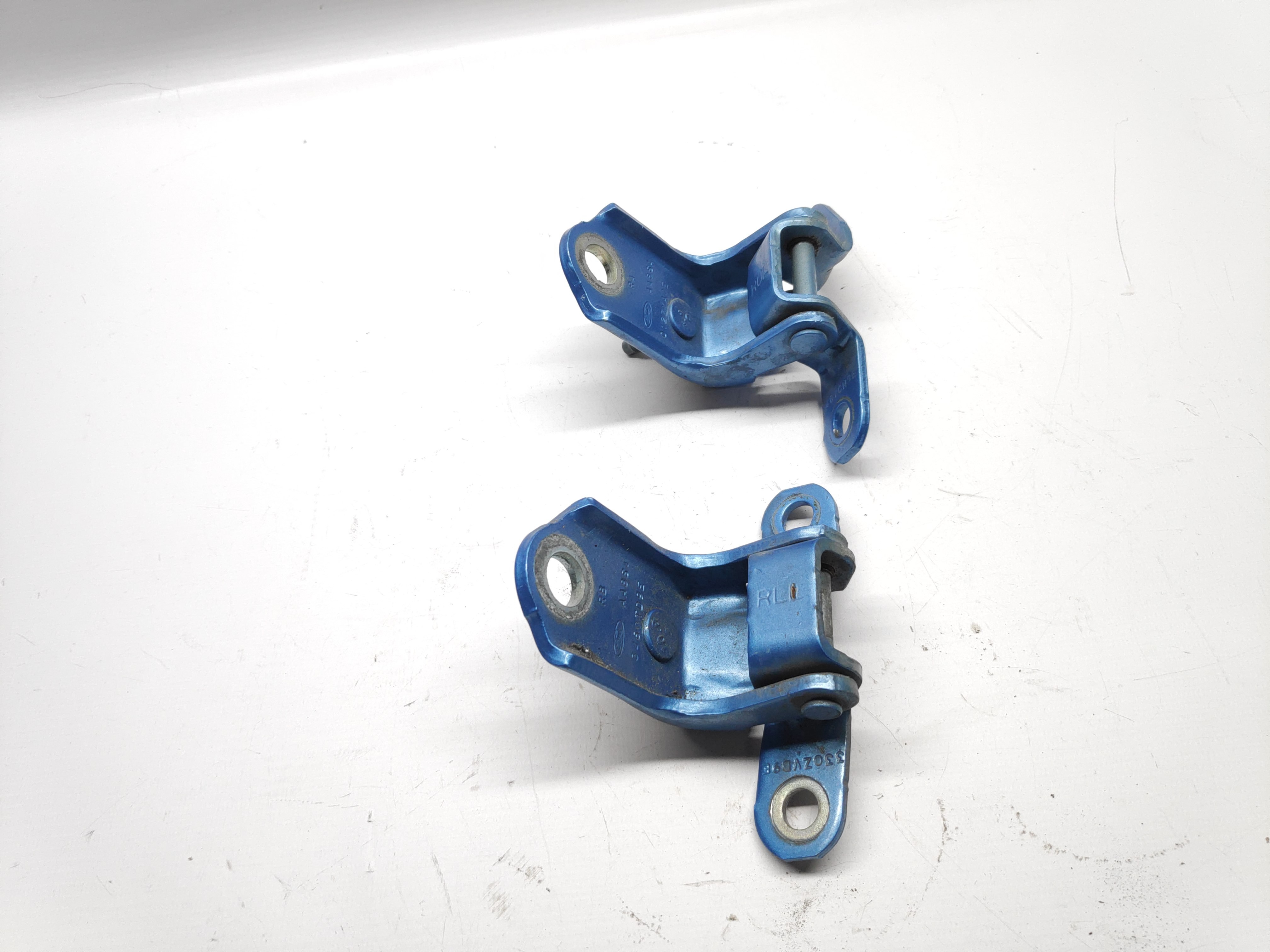 Dobradiça Porta Tras Esquerda  FORD FIESTA VI (CB1, CCN) | 08 - 