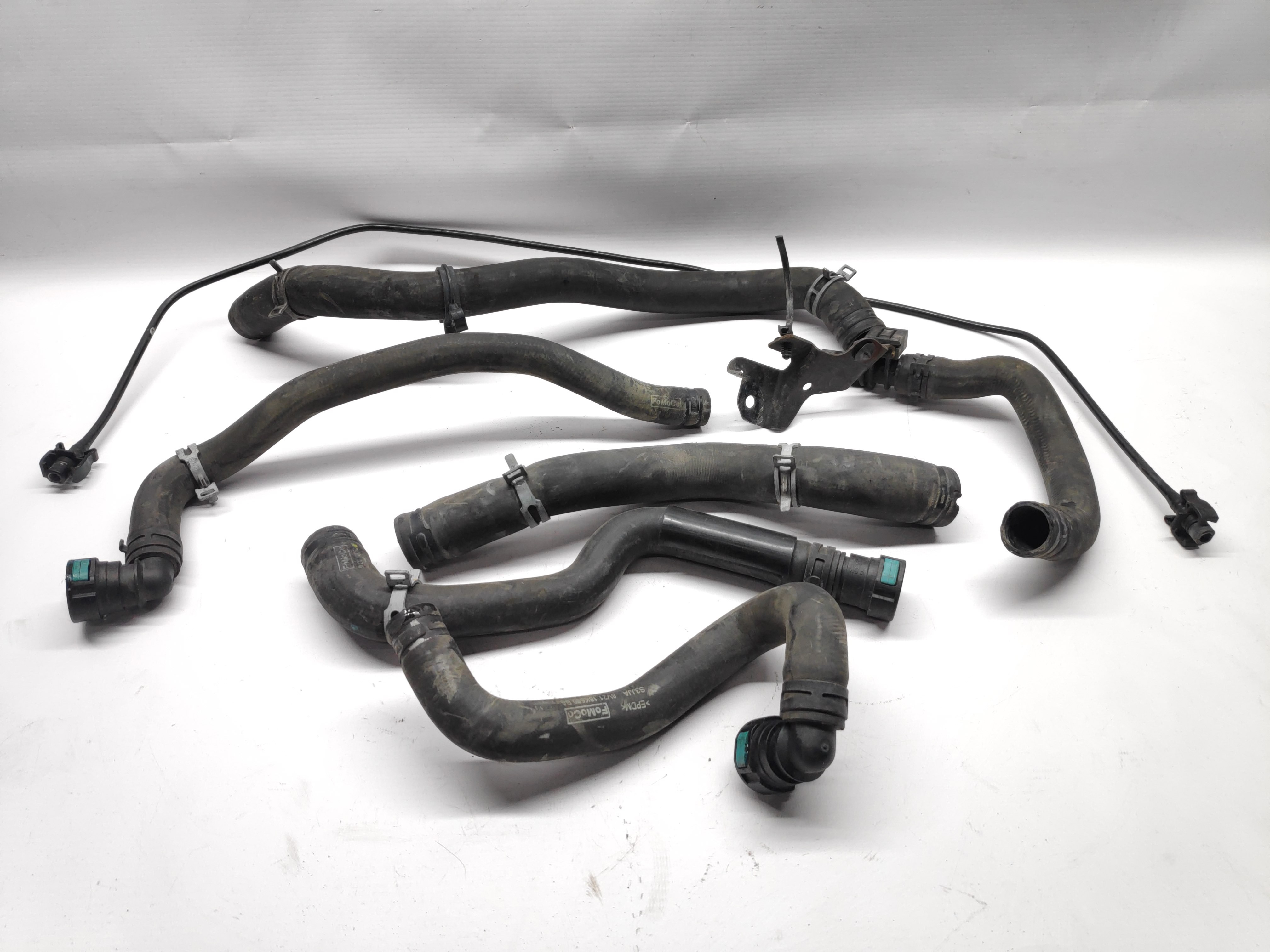 Conjunto Tubos Agua Refrigeração Motor FORD FIESTA VI (CB1, CCN) | 08 - 