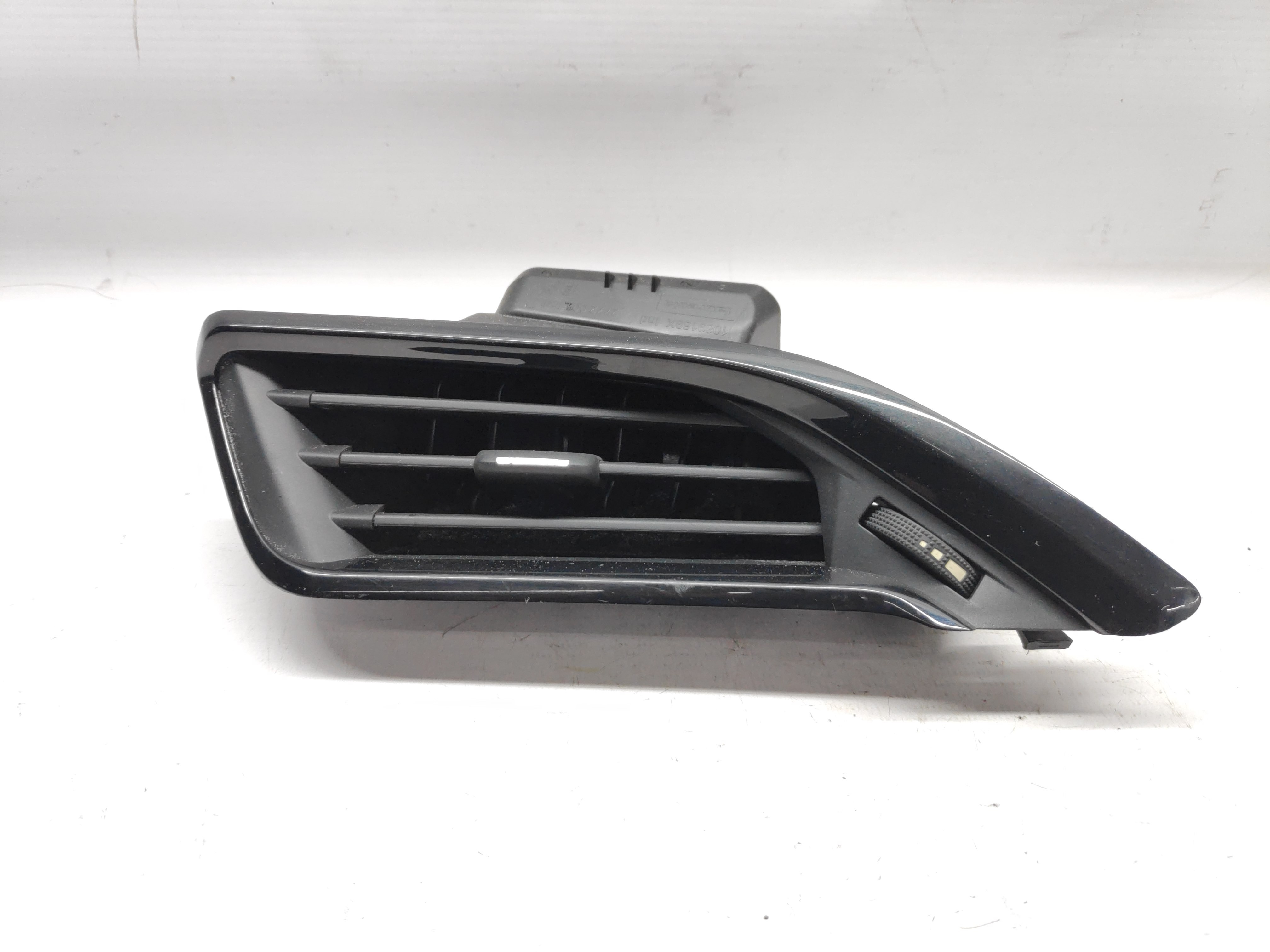 Grelha Interior Ventilaçao PEUGEOT 208 I (CA_, CC_) | 12 - 