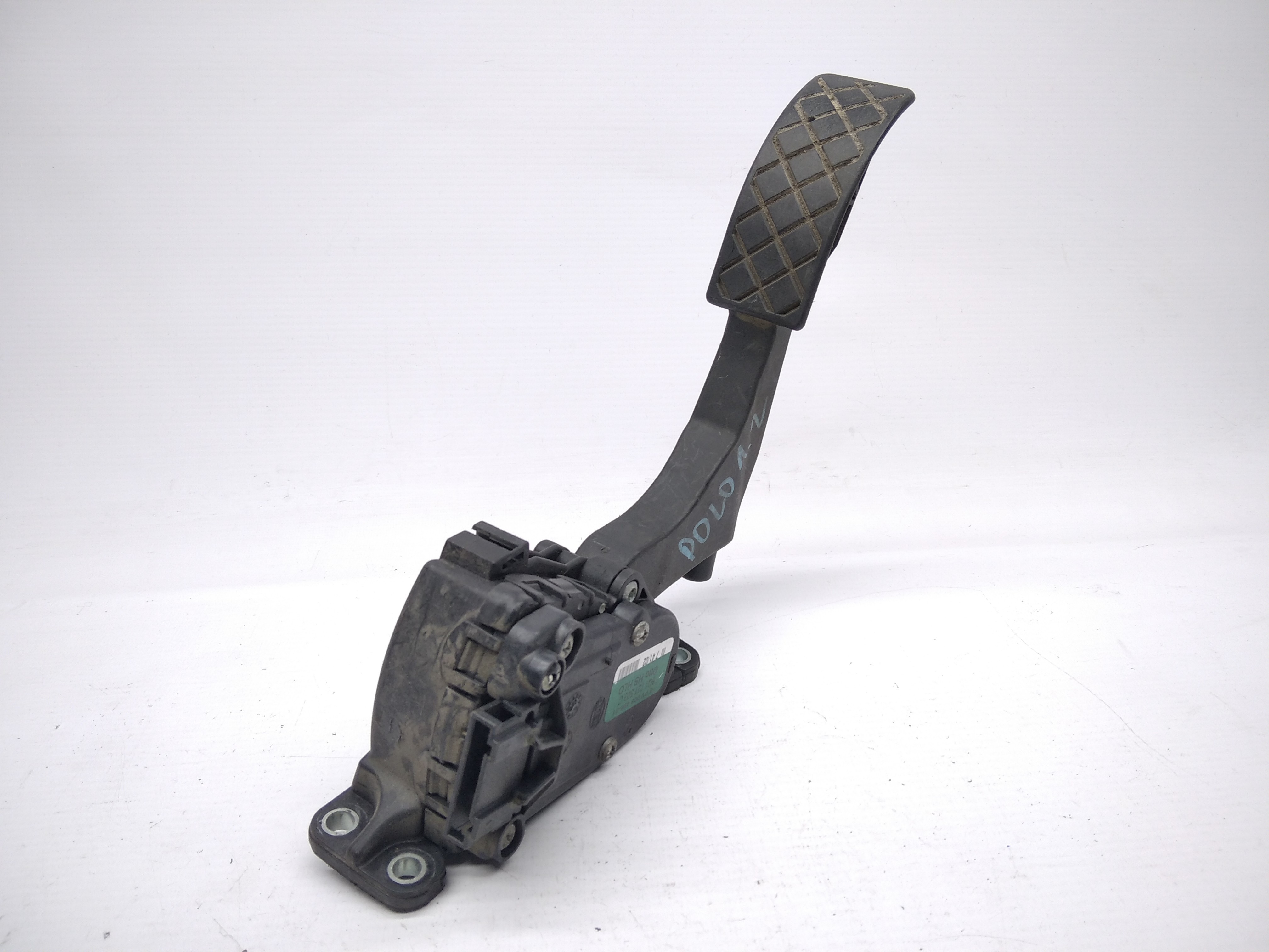 Drosselpotentiometer VOLKSWAGEN POLO (9N_) | 01 - 14 Imagem-1