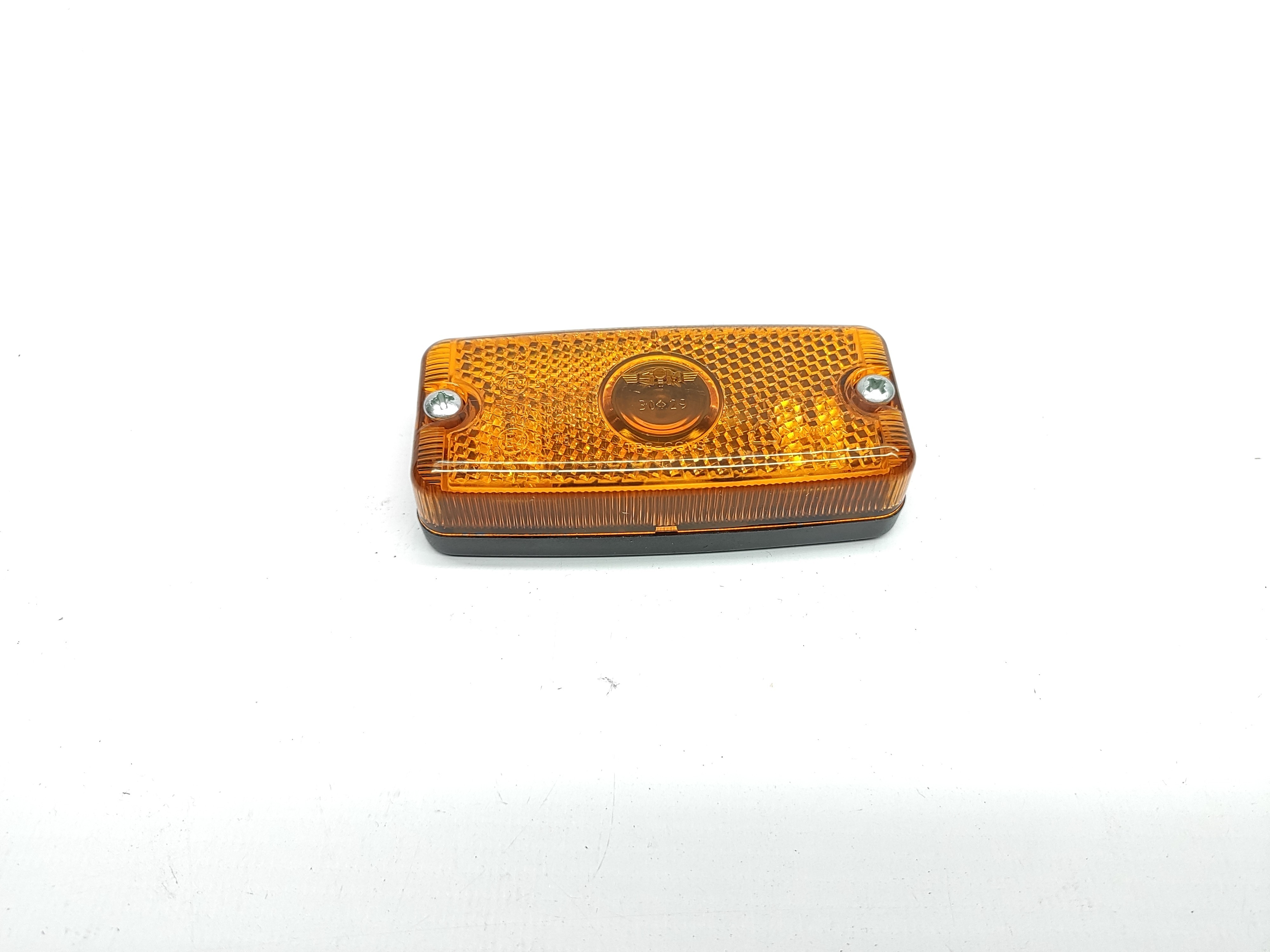 Farolim Reflector Central NISSAN CABSTAR | 06 - 12