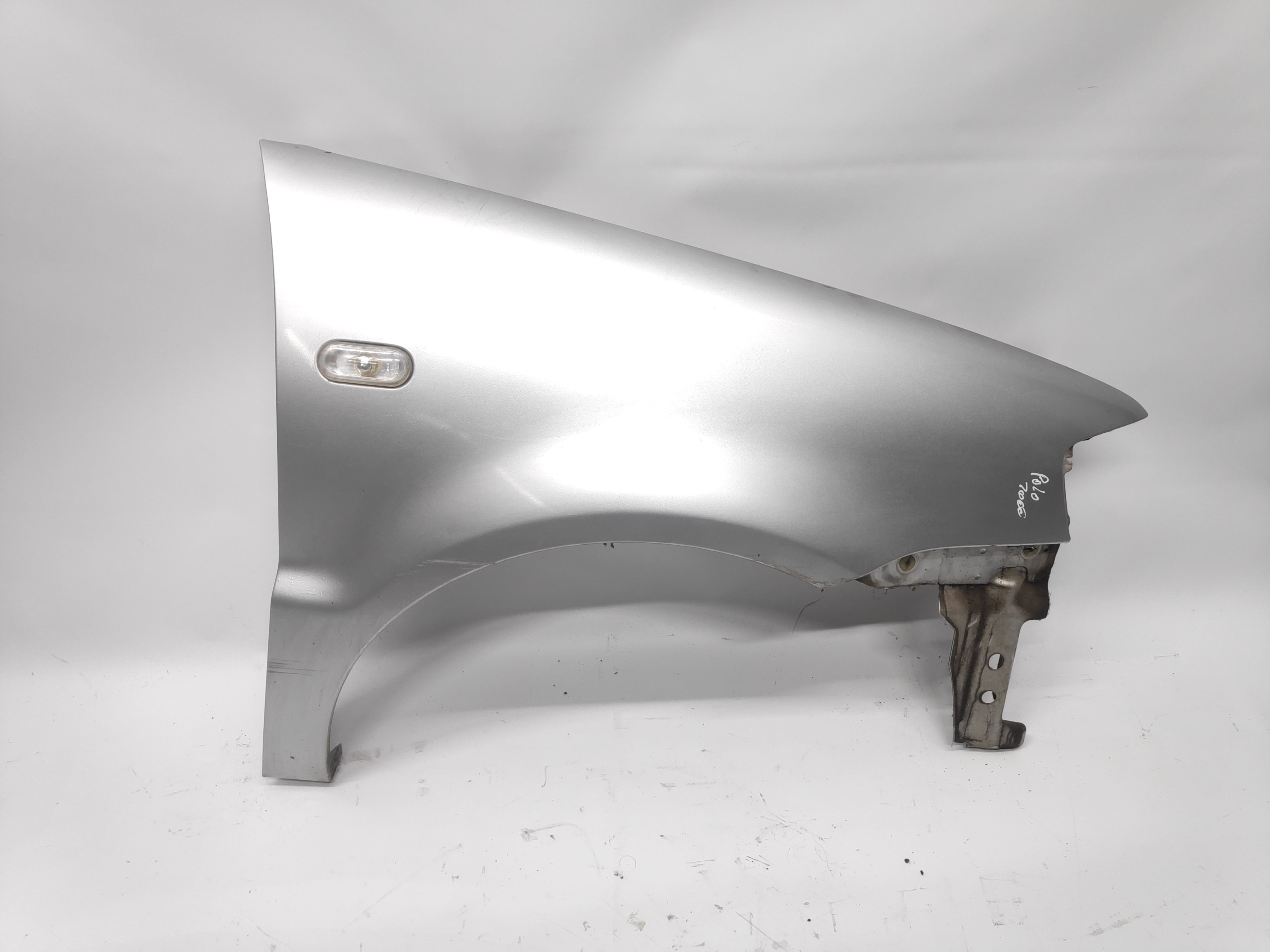 Guarda Lamas Frente Direito VOLKSWAGEN POLO (6N2) | 99 - 01