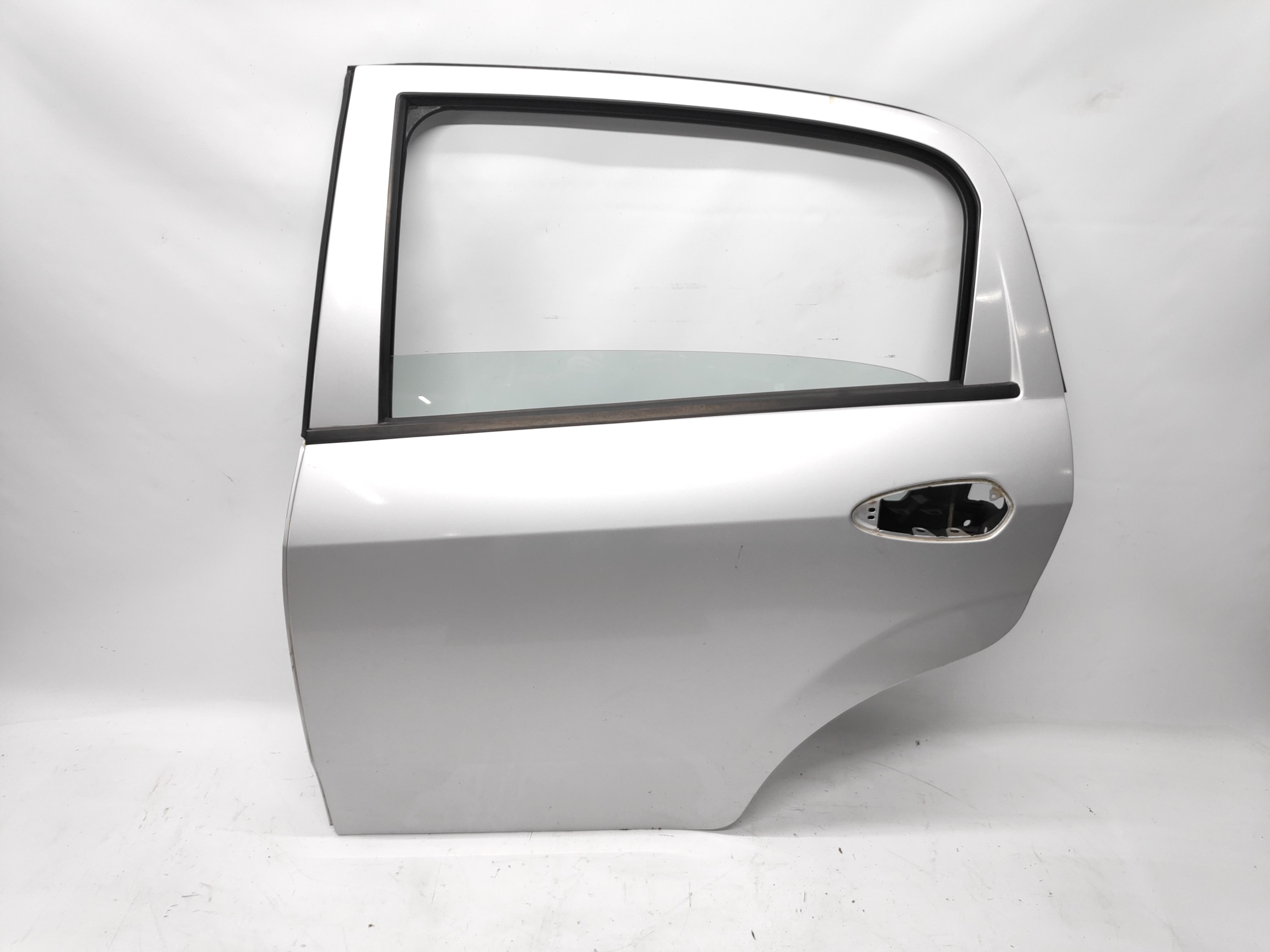 Puerta Trasera Izquierda FIAT GRANDE PUNTO (199_) | 05 - 