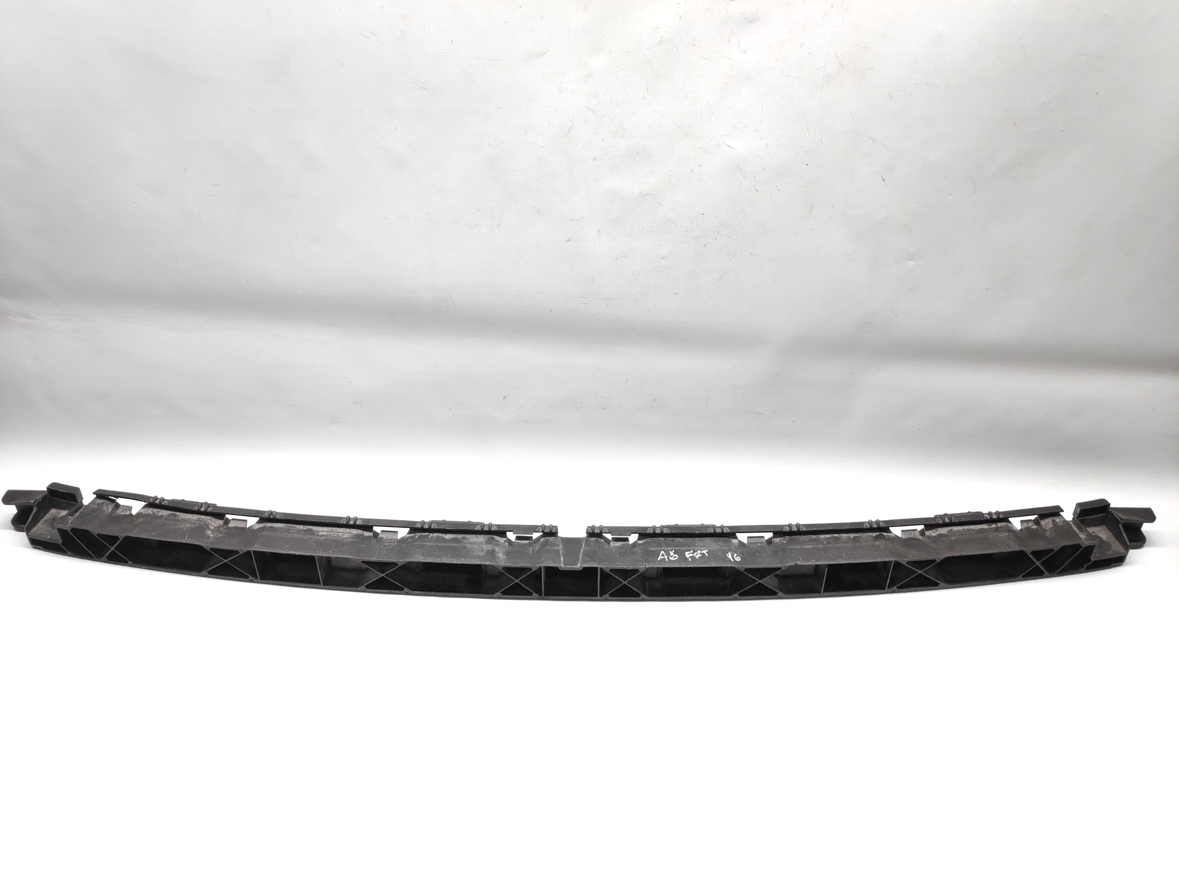 Guia Plastica Para Choques AUDI A6 (4G2, 4GC, C7) | 10 - 18
