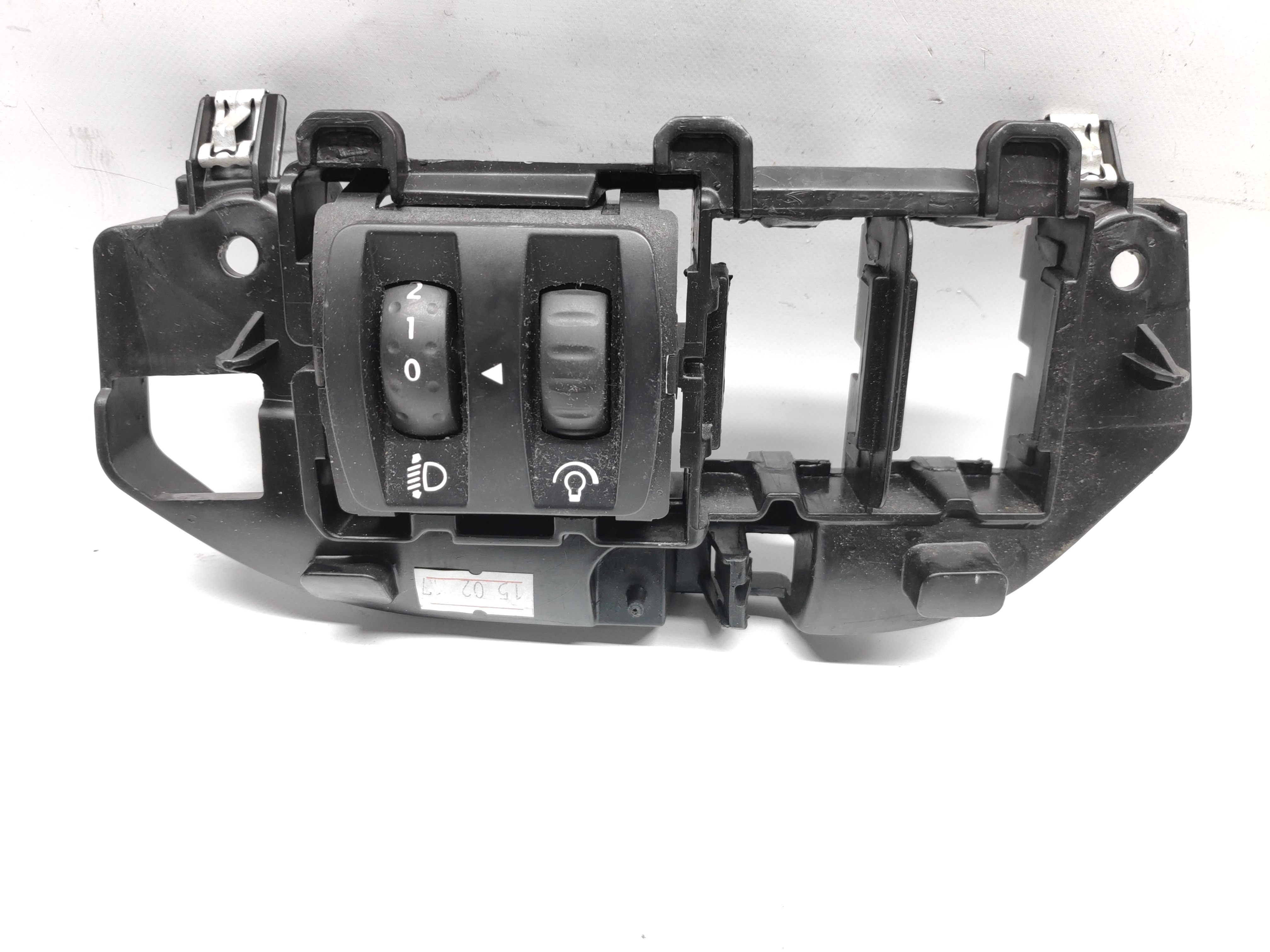Interruptor Regulaçao Altura Farois RENAULT CLIO IV (BH_) | 12 - 