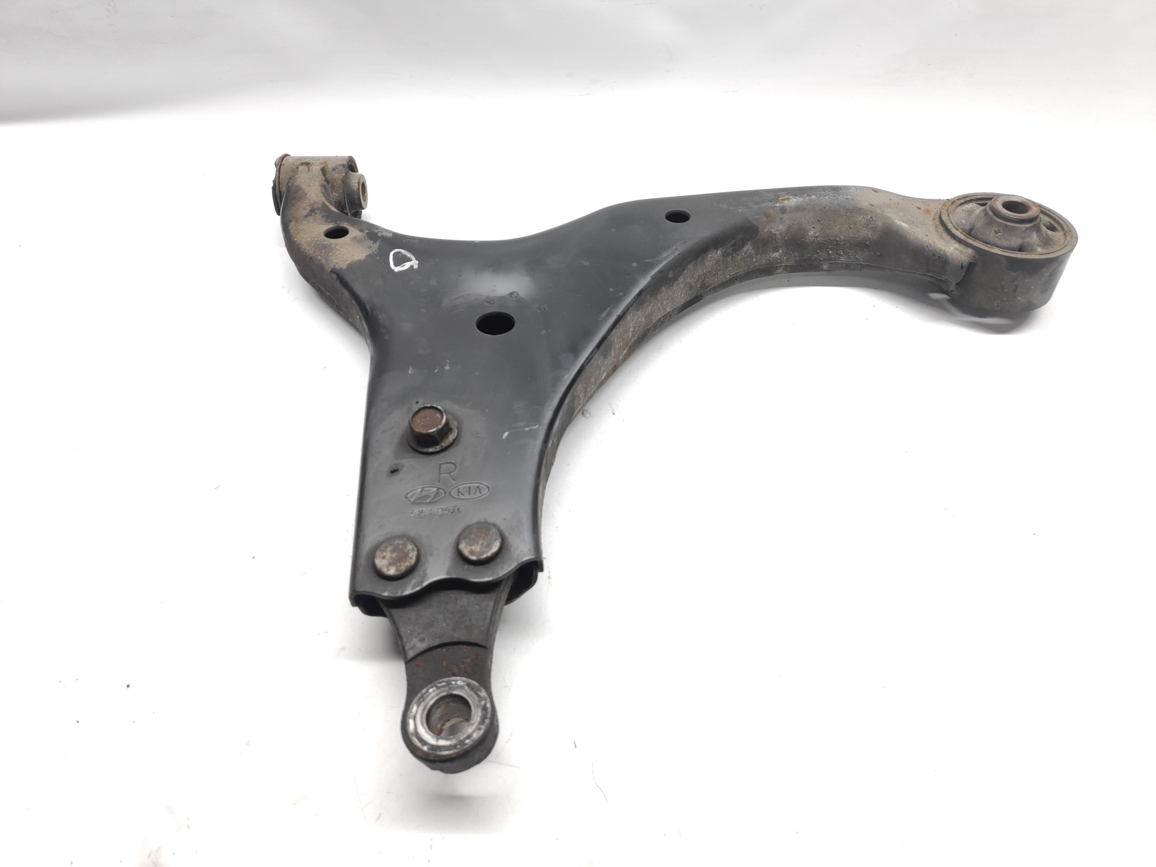 Braço Suspensao Frente Direito HYUNDAI i30 (FD) | 07 - 12