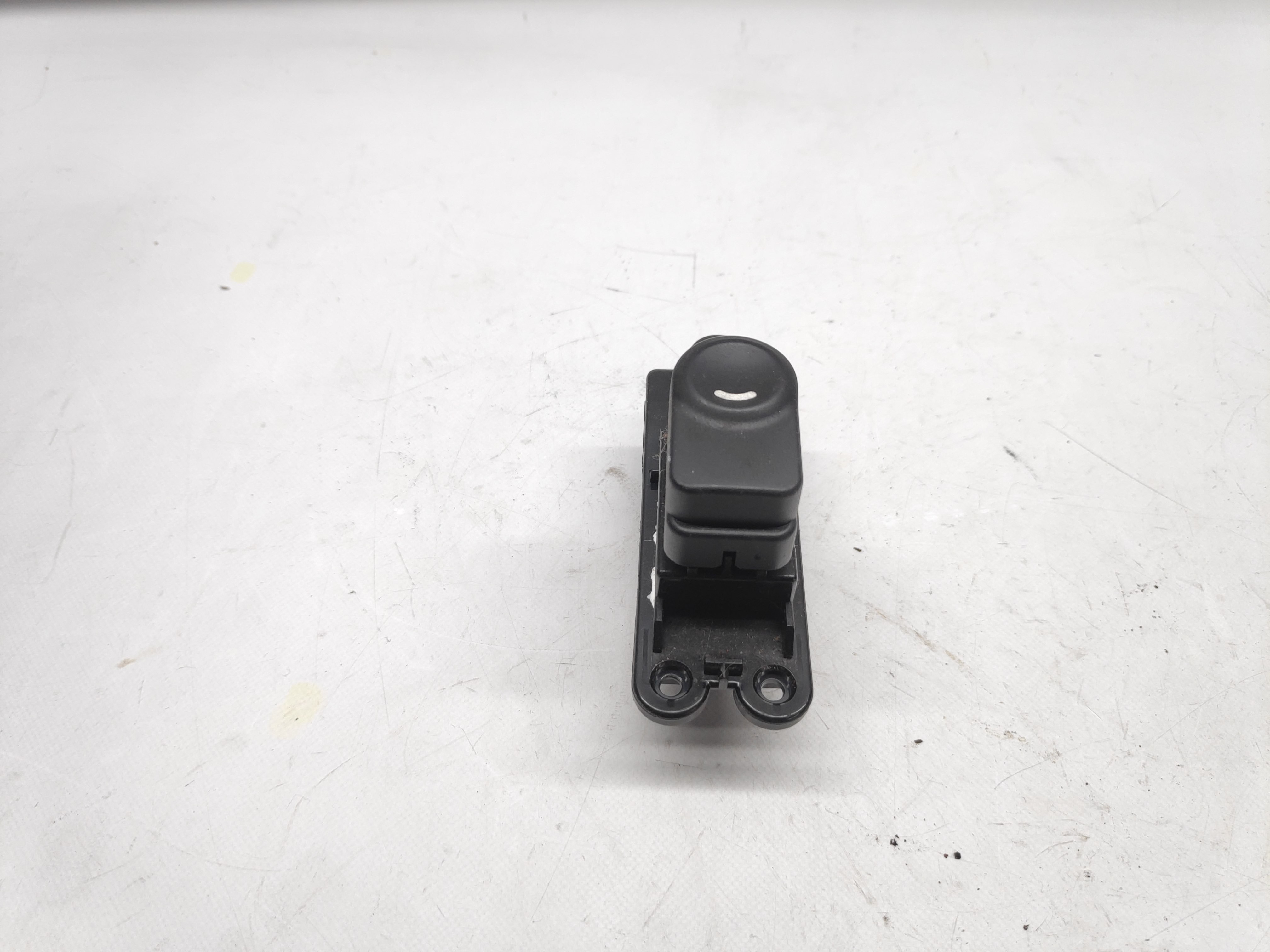 Comutador Interruptor Vidro Trás Esquerdo HYUNDAI i30 (FD) | 07 - 12