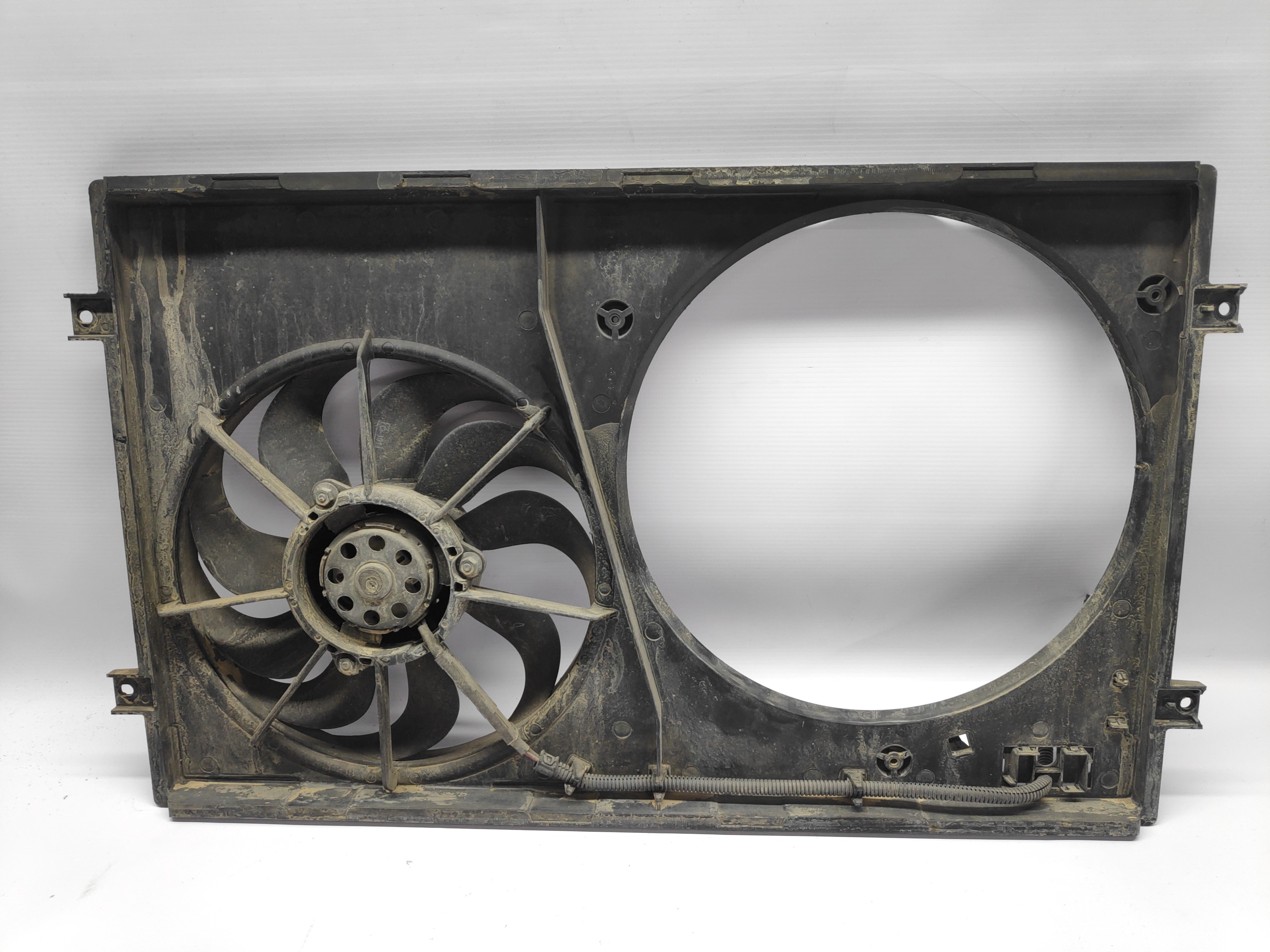 Ventilateur radiateur VOLKSWAGEN GOLF IV (1J1) | 97 - 07 Imagem-3