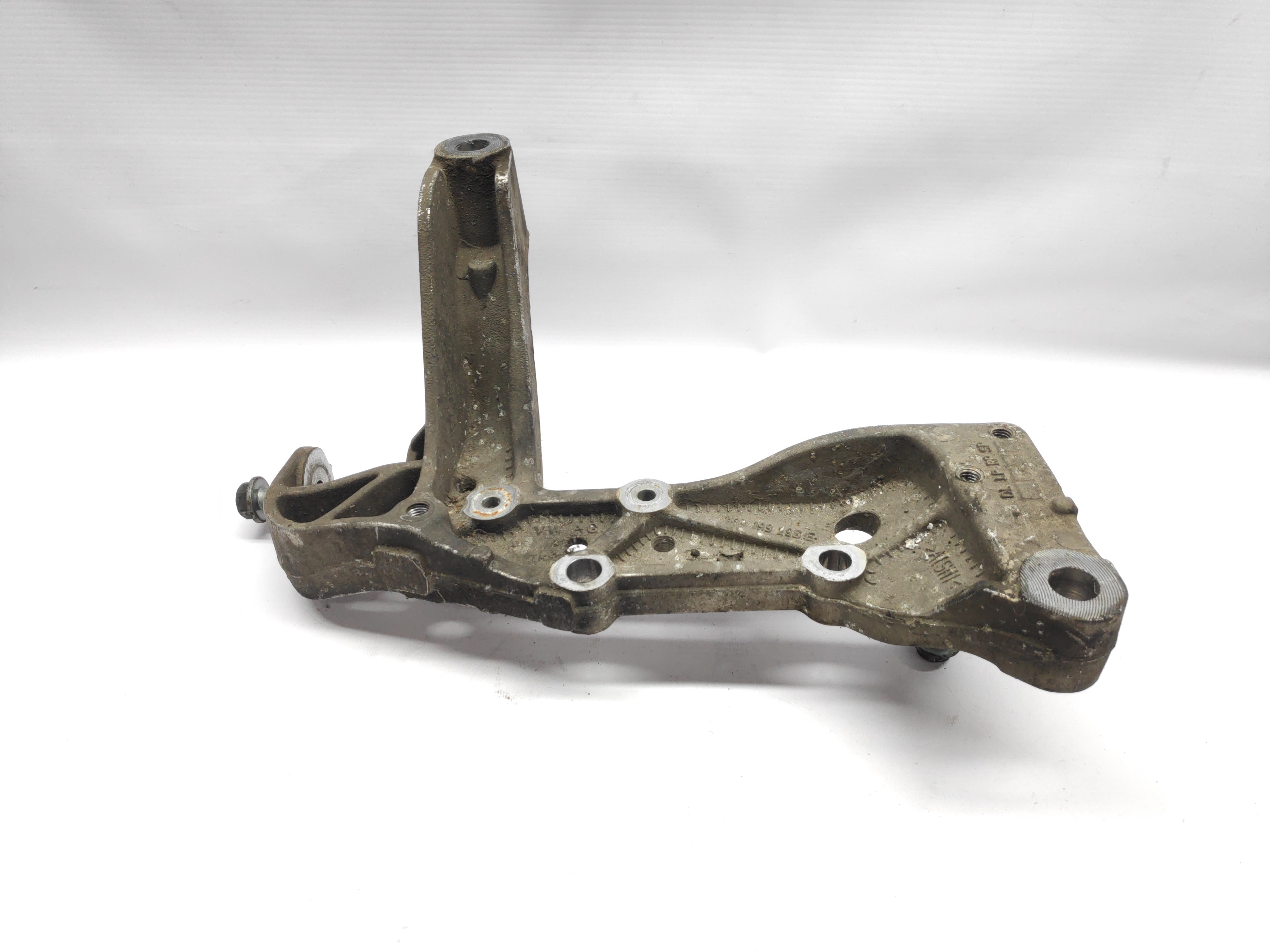 Braço Suspensao Frente Direito AUDI A3 (8P1) | 03 - 13