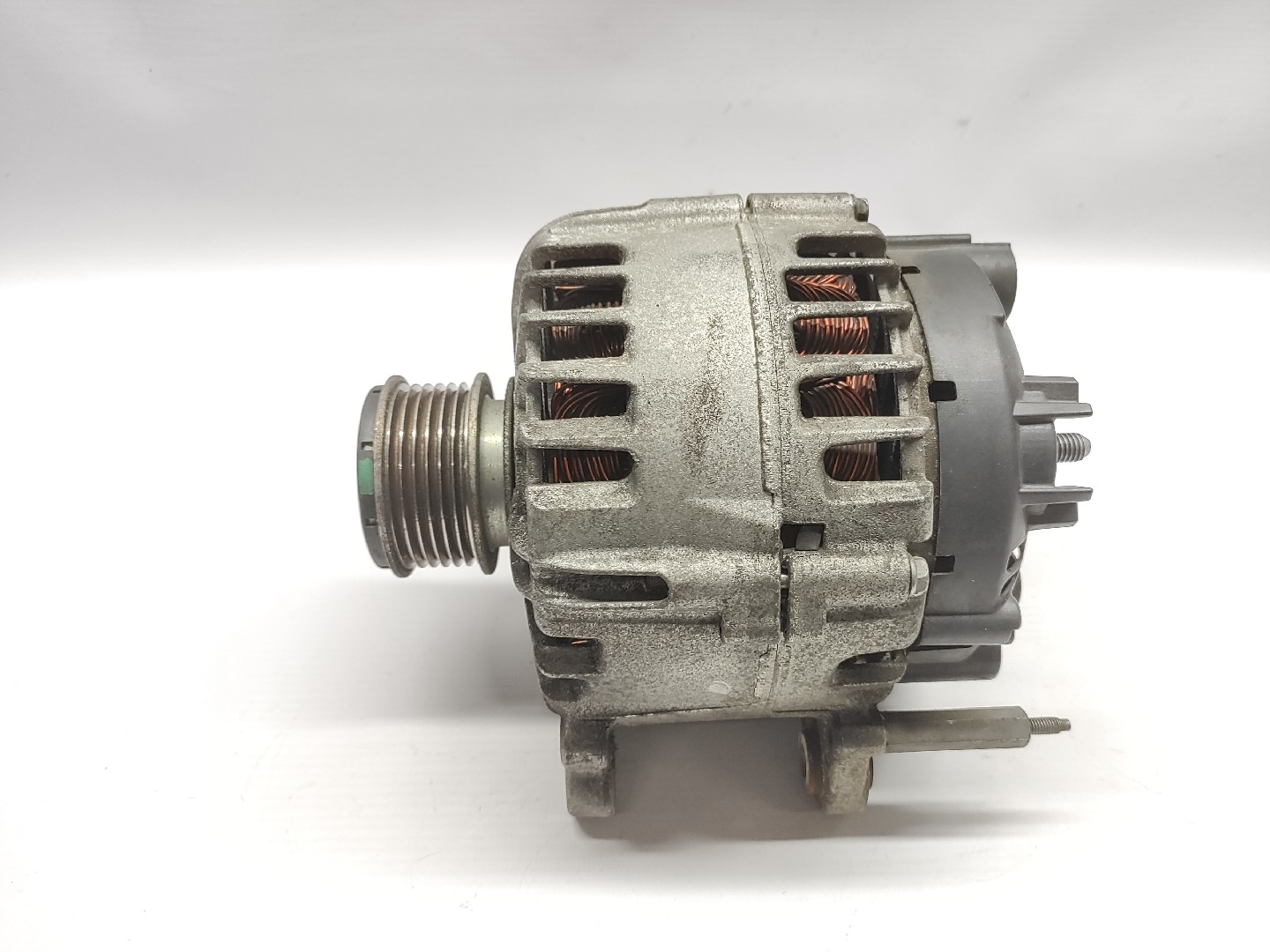 Alternator VOLKSWAGEN POLO (6R1, 6C1) | 09 - 