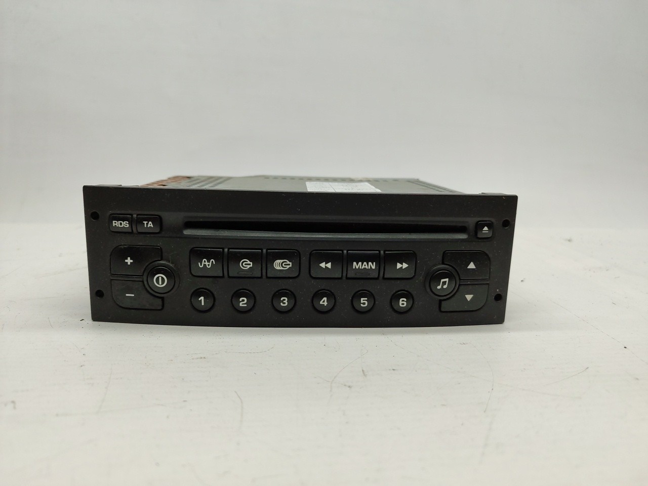 Auto-Radio (CD) PEUGEOT 307 Break (3E) | 02 - 09
