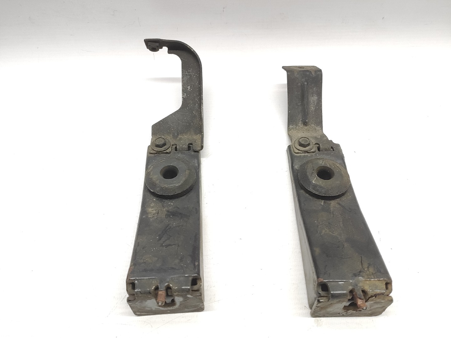 Suporte Radiador  SAAB 9-3 (YS3F, E79, D79, D75) | 02 - 15