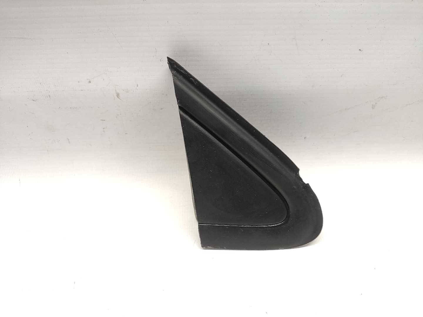 Canto do Guarda Lamas Direito VOLKSWAGEN POLO (9N_) | 01 - 14