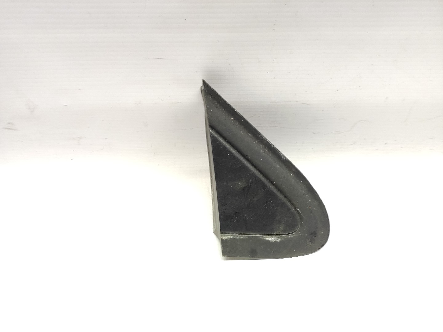 Canto do Guarda Lamas Direito VOLKSWAGEN POLO (9N_) | 01 - 14
