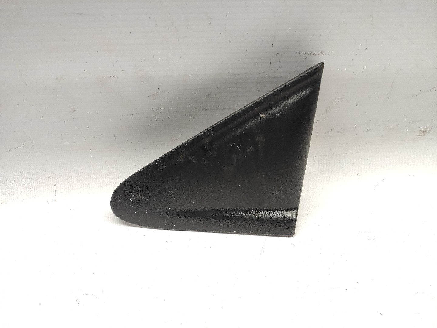 Canto do Guarda Lamas Esquerdo RENAULT CLIO IV (BH_) | 12 - 