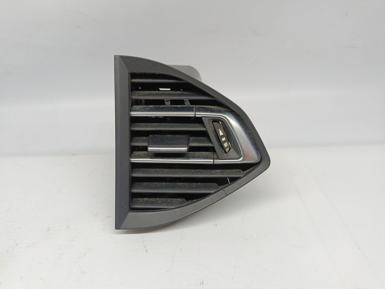 Grelha Interior Ventilaçao PEUGEOT 308 II | 13 - 