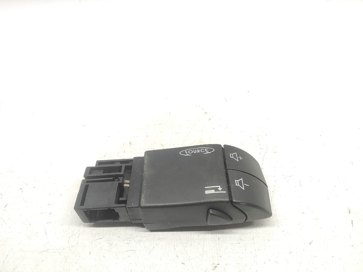 Comutador Radio RENAULT LAGUNA II (BG0/1_) | 01 - 07