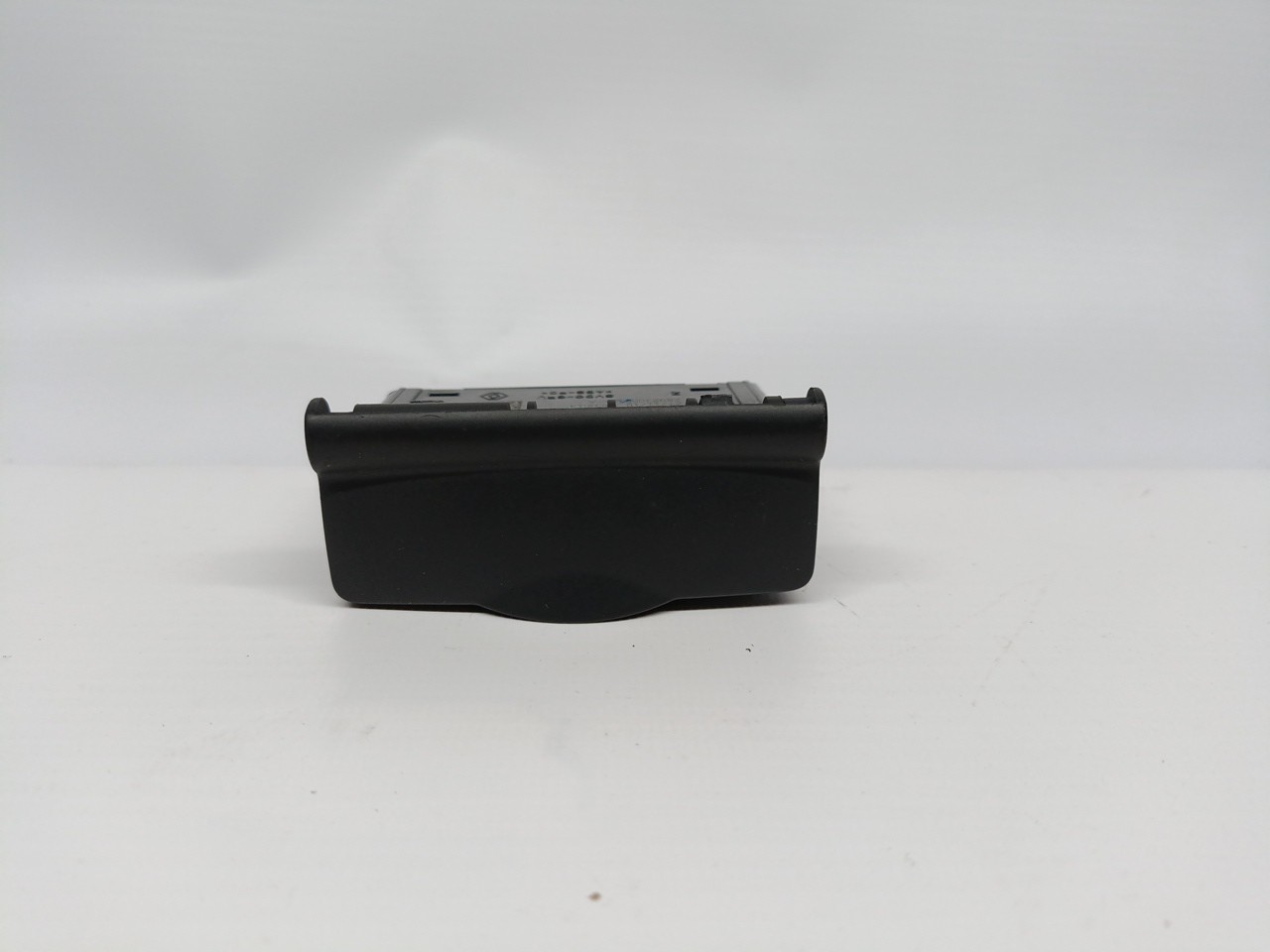 Interface USB / AUX  RENAULT MEGANE III Grandtour (KZ0/1) | 08 - 