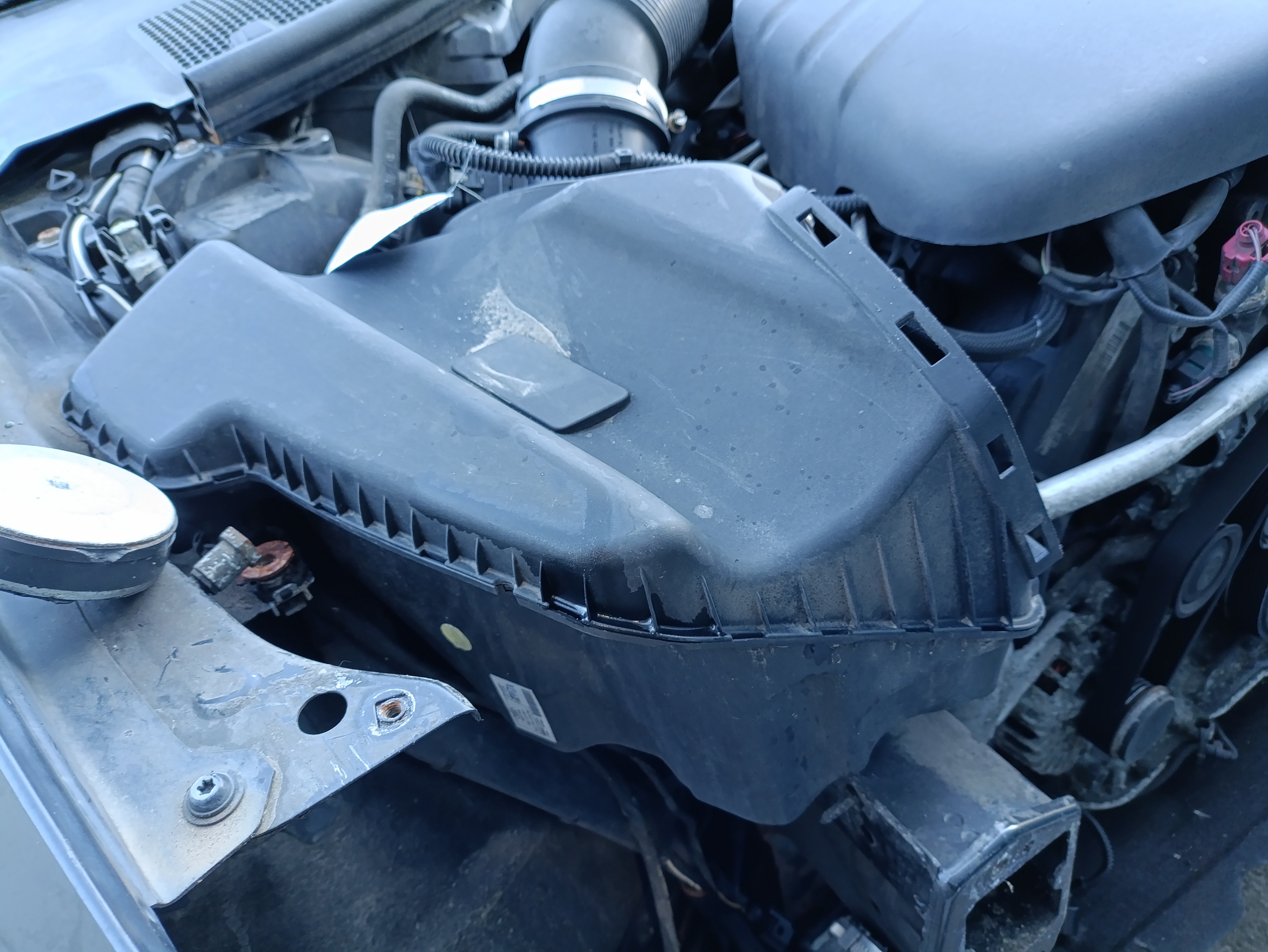 Caixa Filtro Ar AUDI A6 Avant (4G5, 4GD, C7) | 11 - 18