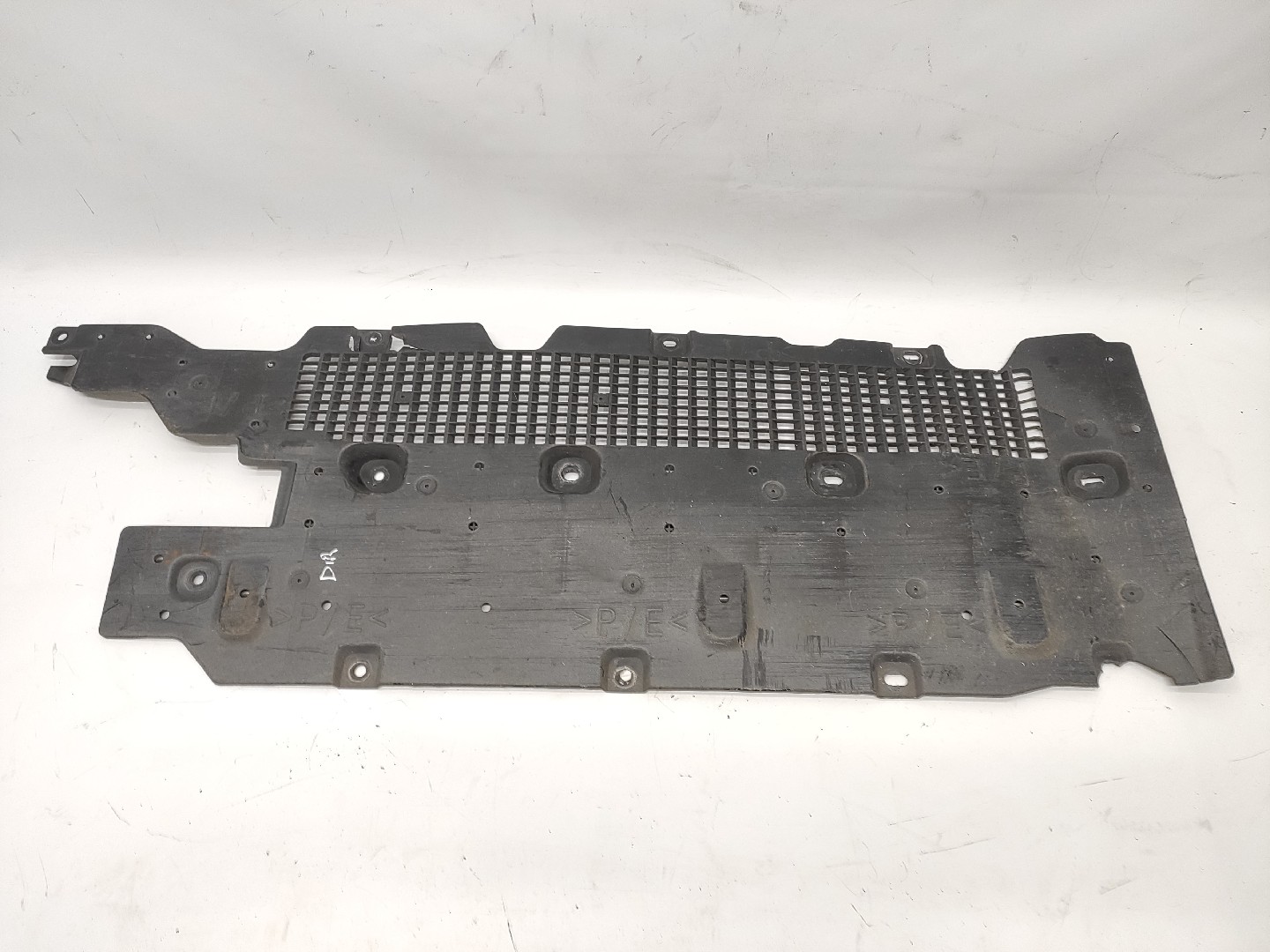 Blindagem Inferior Carroçaria RENAULT MEGANE IV Hatchback (B9A/M/N_) | 15 - 