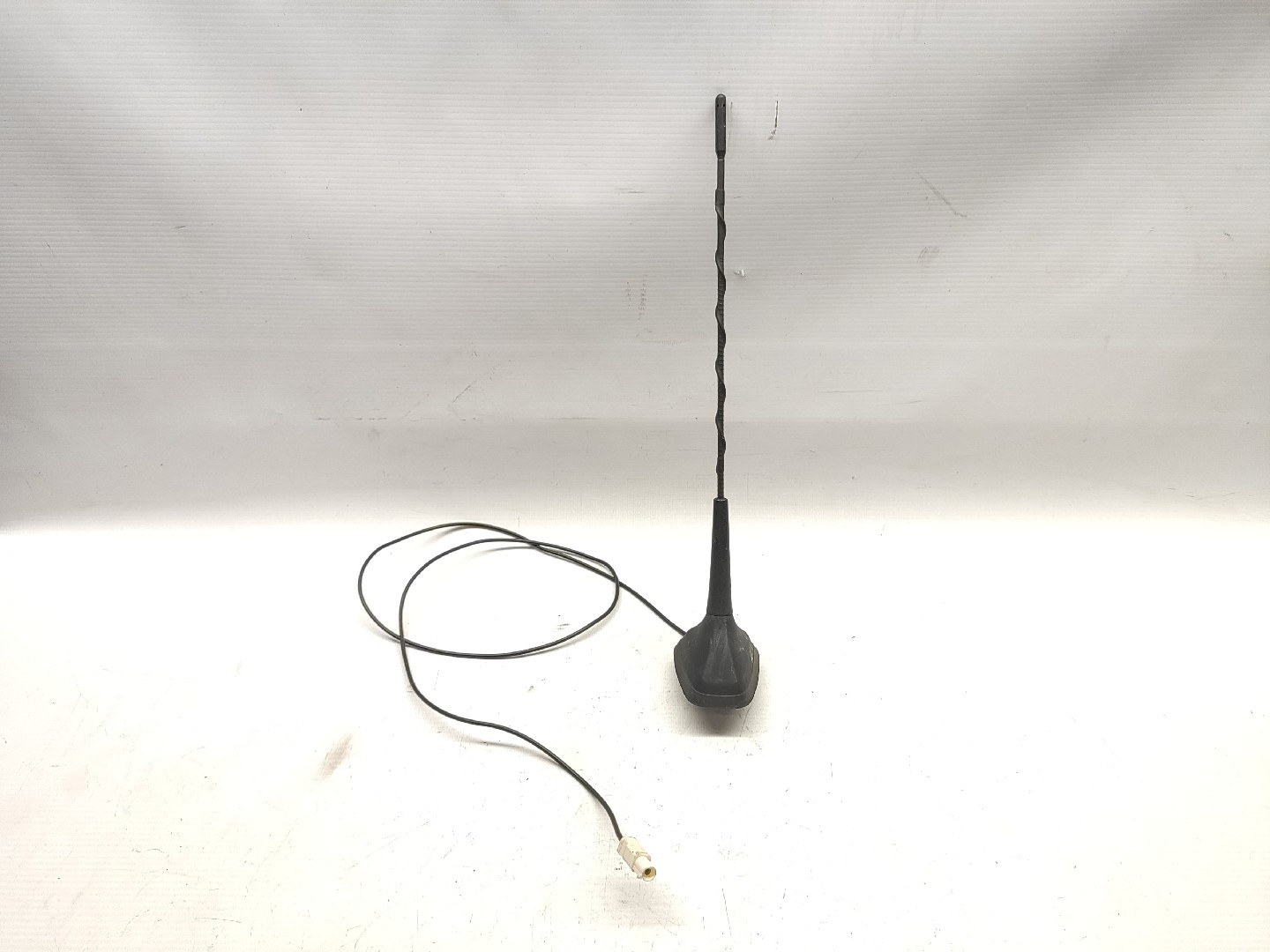 Base de Antena RENAULT MEGANE IV Hatchback (B9A/M/N_) | 15 - 