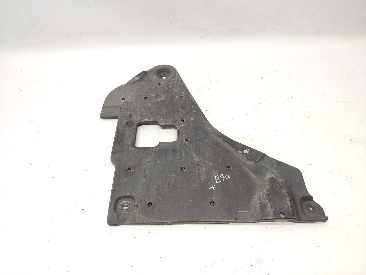 Blindagem Inferior Carroçaria RENAULT MEGANE IV Hatchback (B9A/M/N_) | 15 - 