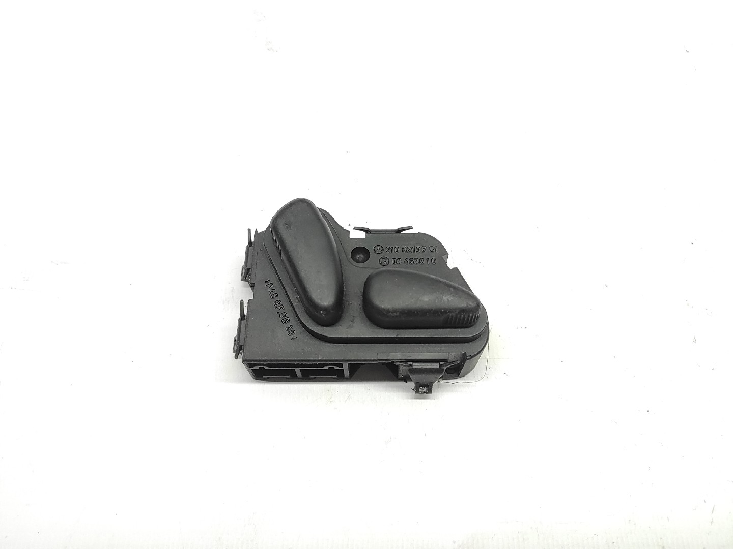Botao / Interruptor MERCEDES-BENZ C-CLASS T-Model (S203) | 01 - 07