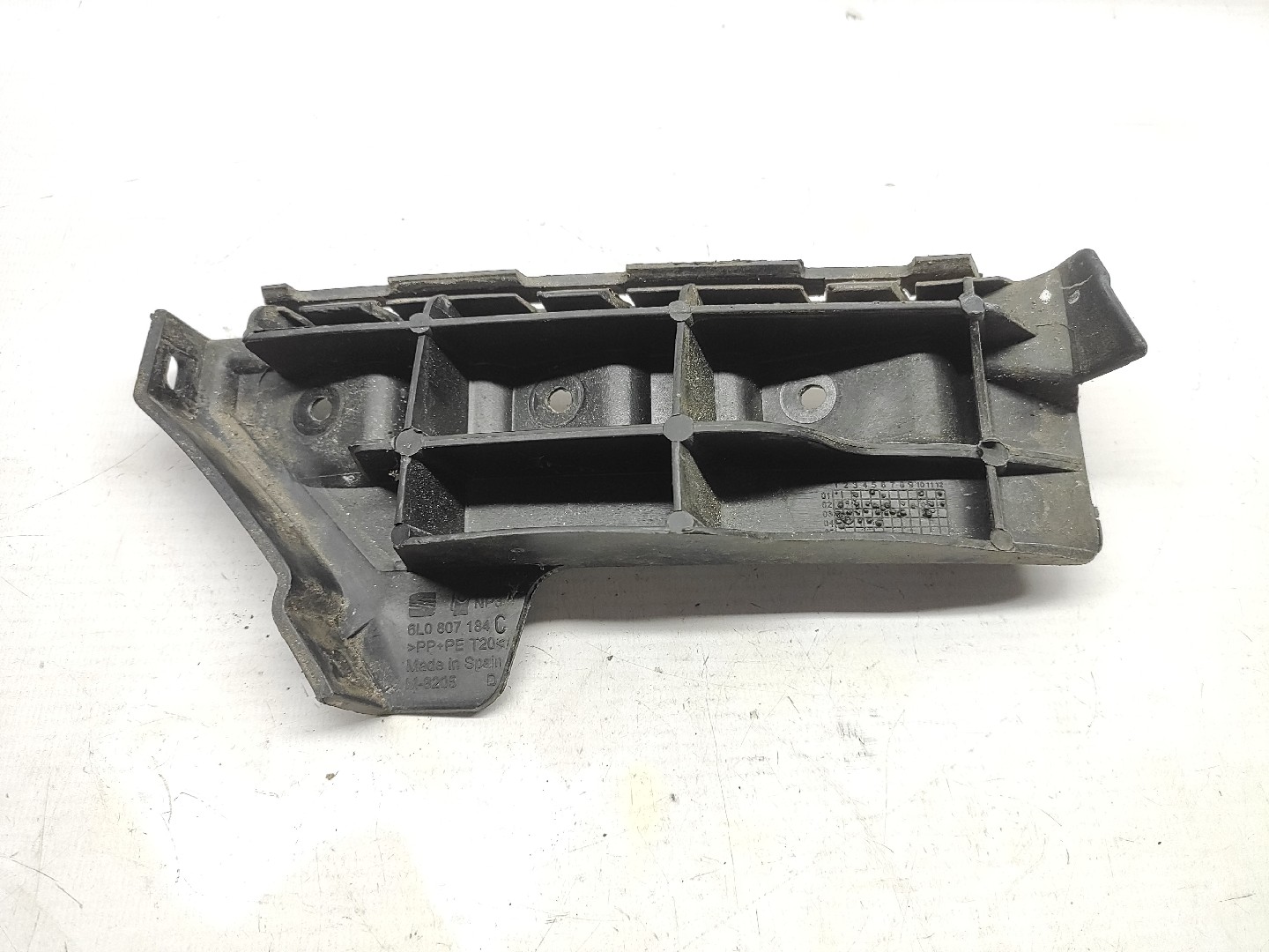 Guia Para Choques Frente Direita SEAT IBIZA III (6L1) | 02 - 09