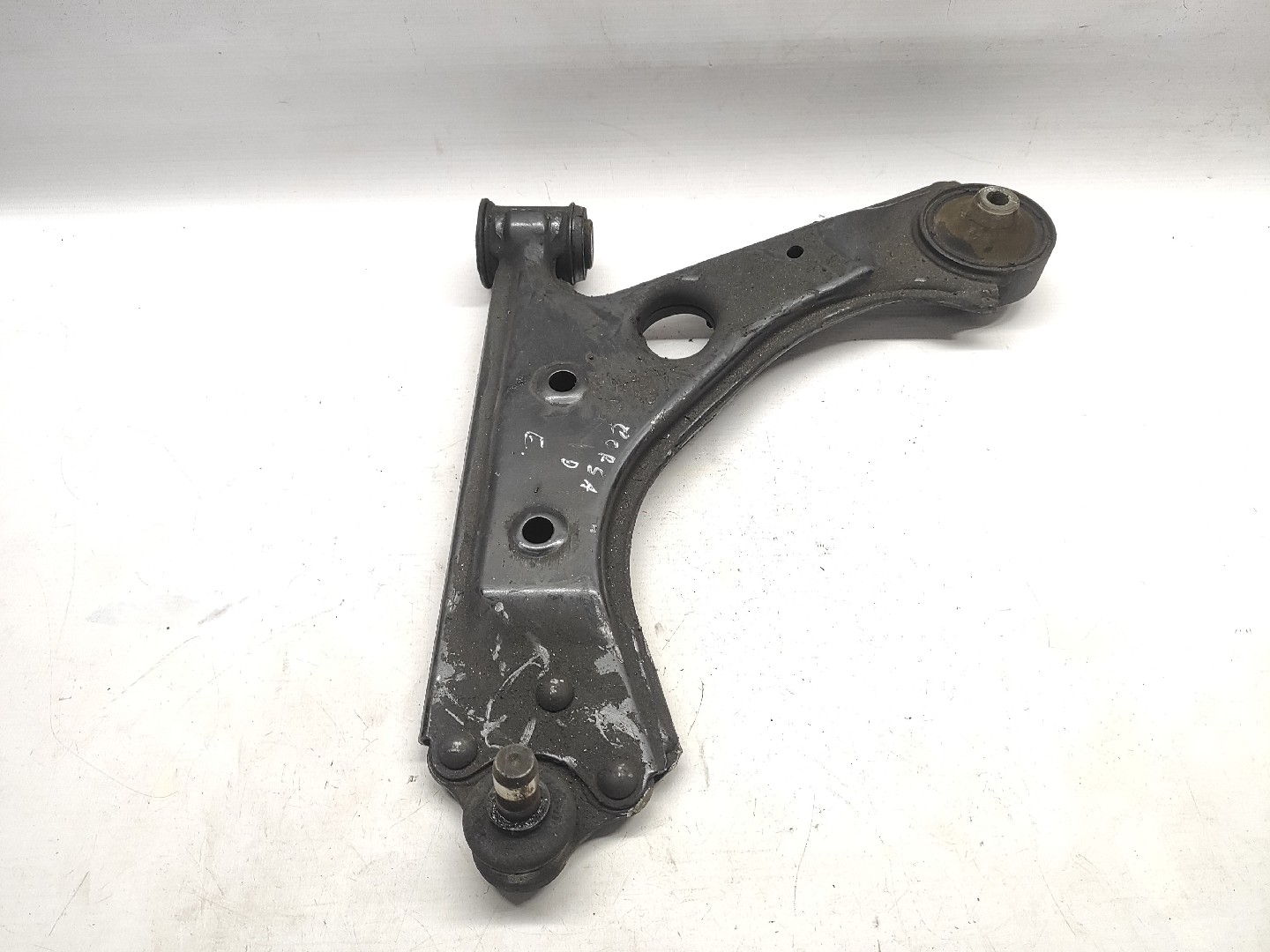 Braço Suspensao Frente Esquerdo OPEL CORSA D (S07) | 06 - 14