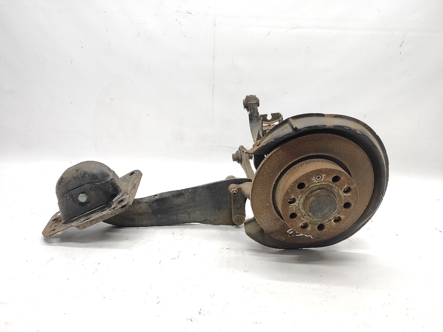 Achsschenkel Hinten links VOLKSWAGEN GOLF VI (5K1) | 08 - 14