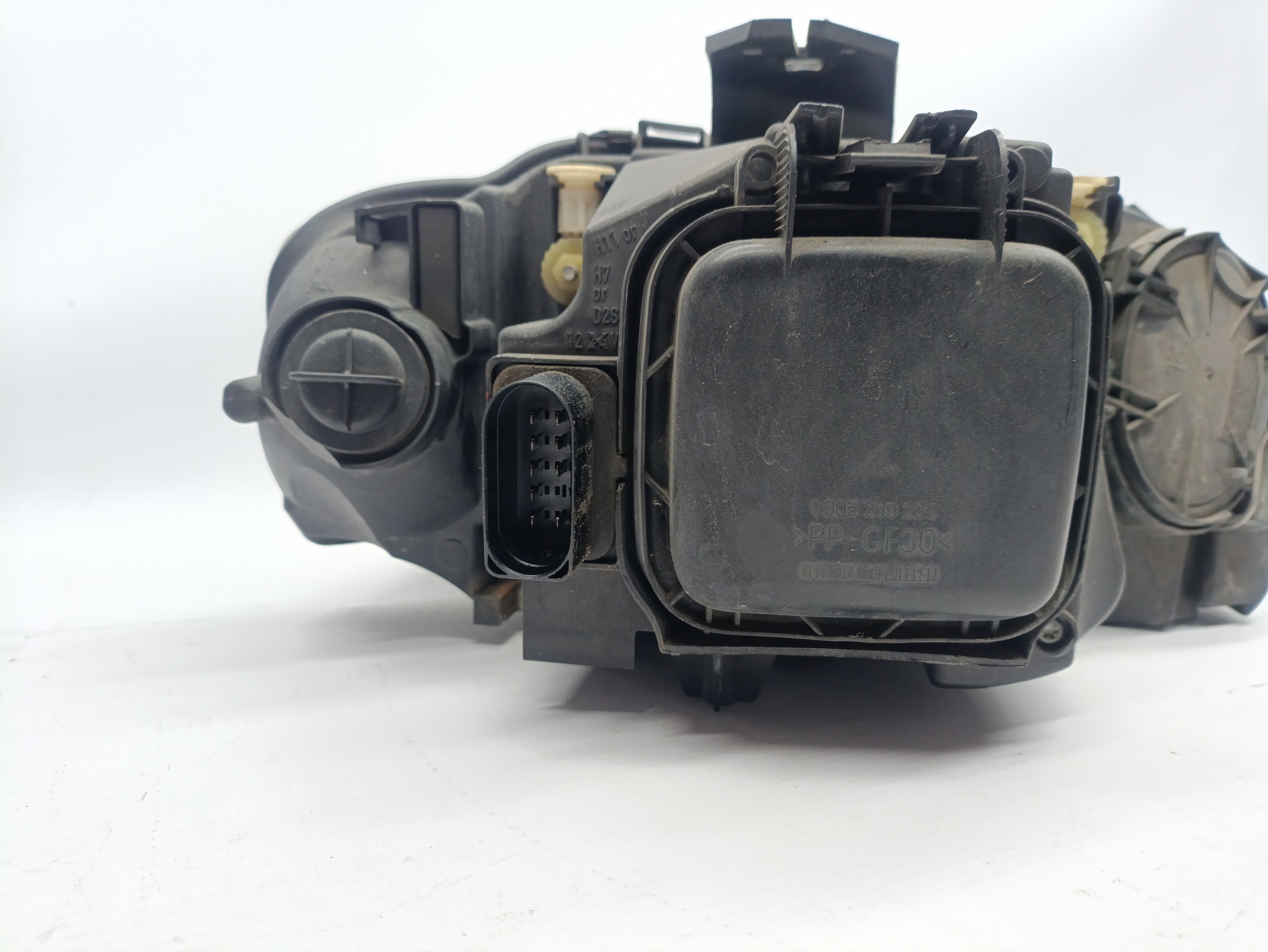 Farol / Optica Esquerda AUDI A3 (8P1) | 03 - 13