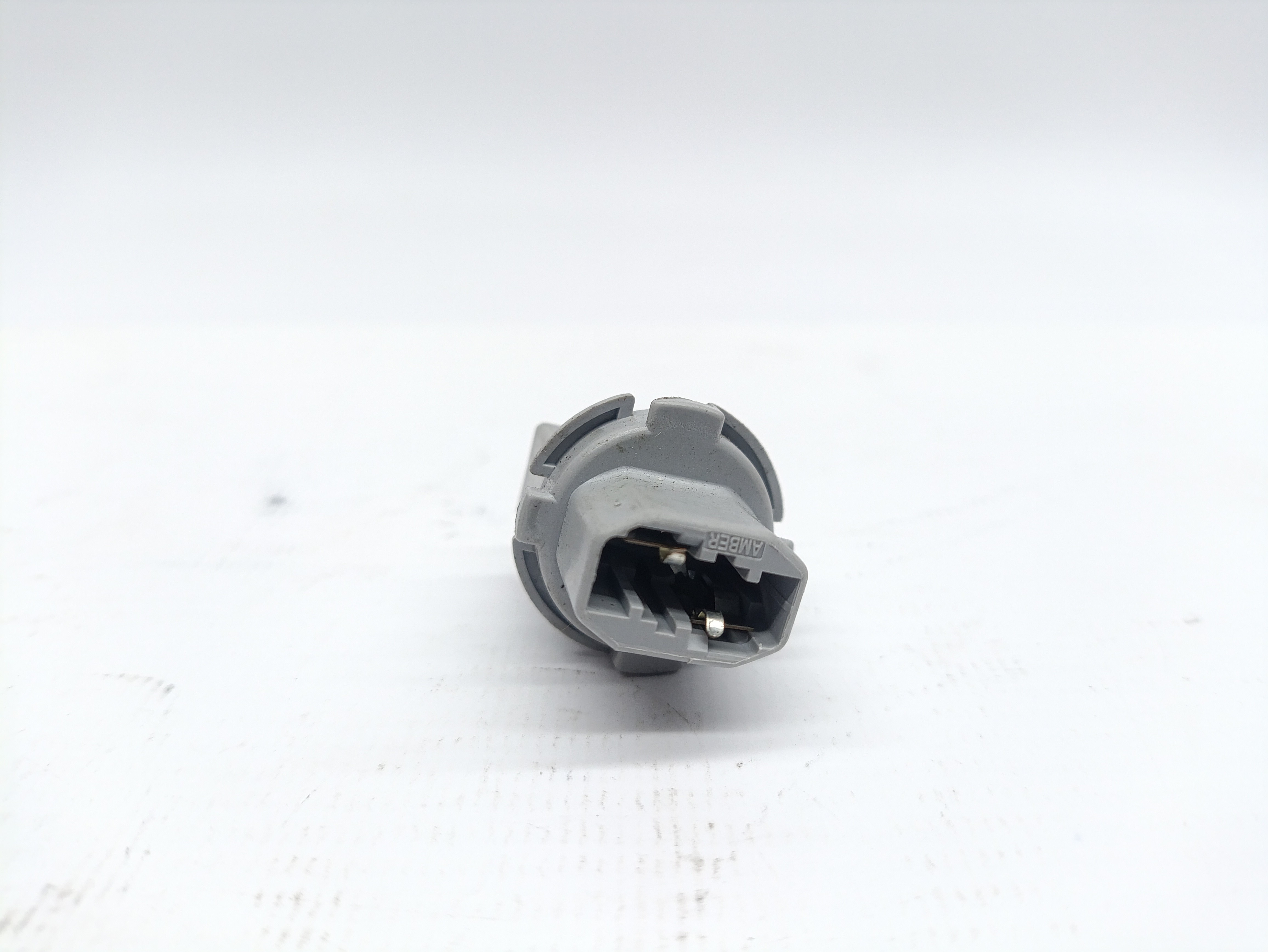 Suporte Porta Lampadas Farolim Direito MAZDA 3 (BK) | 03 - 09