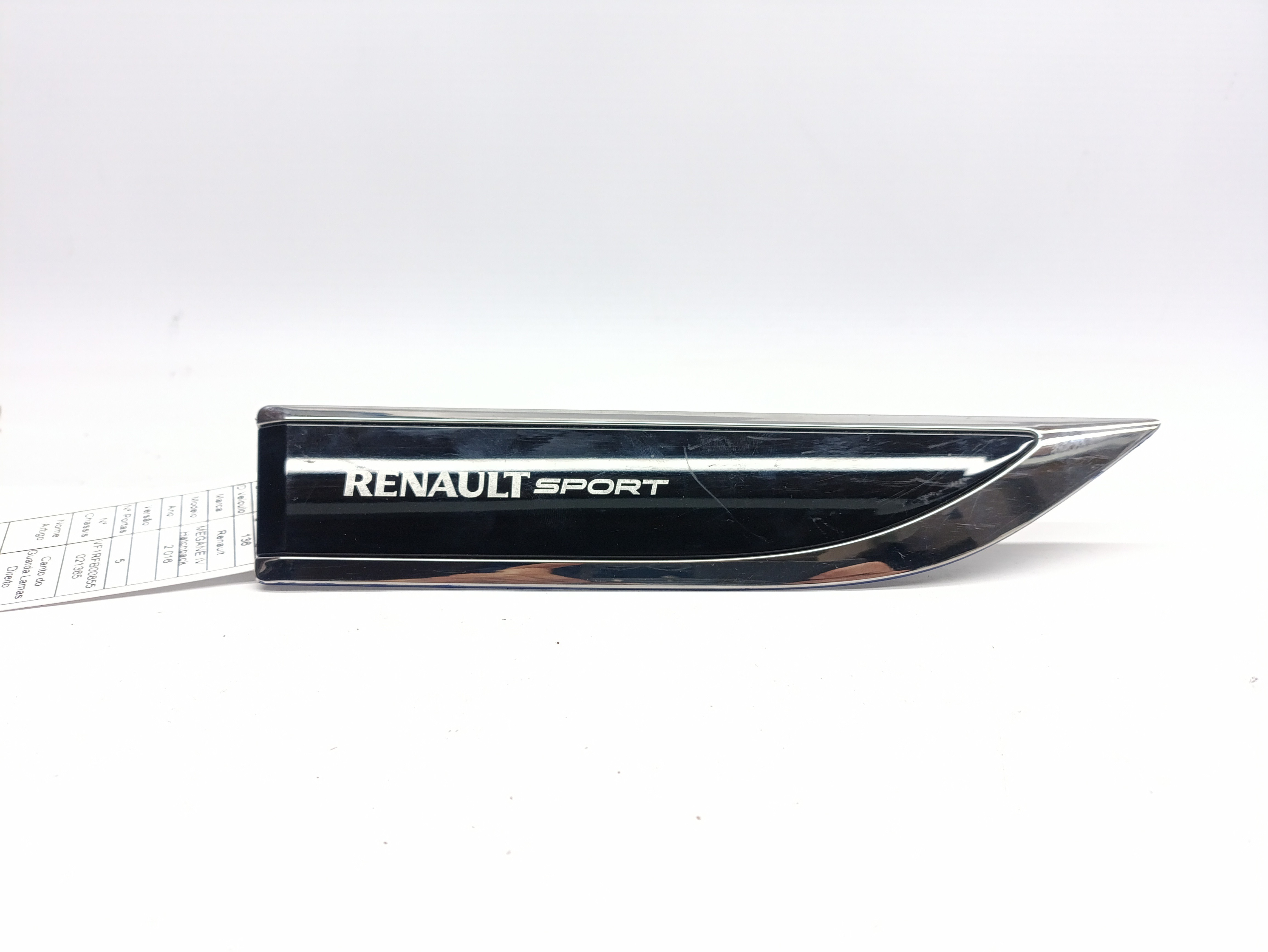 Canto do Guarda Lamas Direito RENAULT MEGANE IV Hatchback (B9A/M/N_) | 15 - 