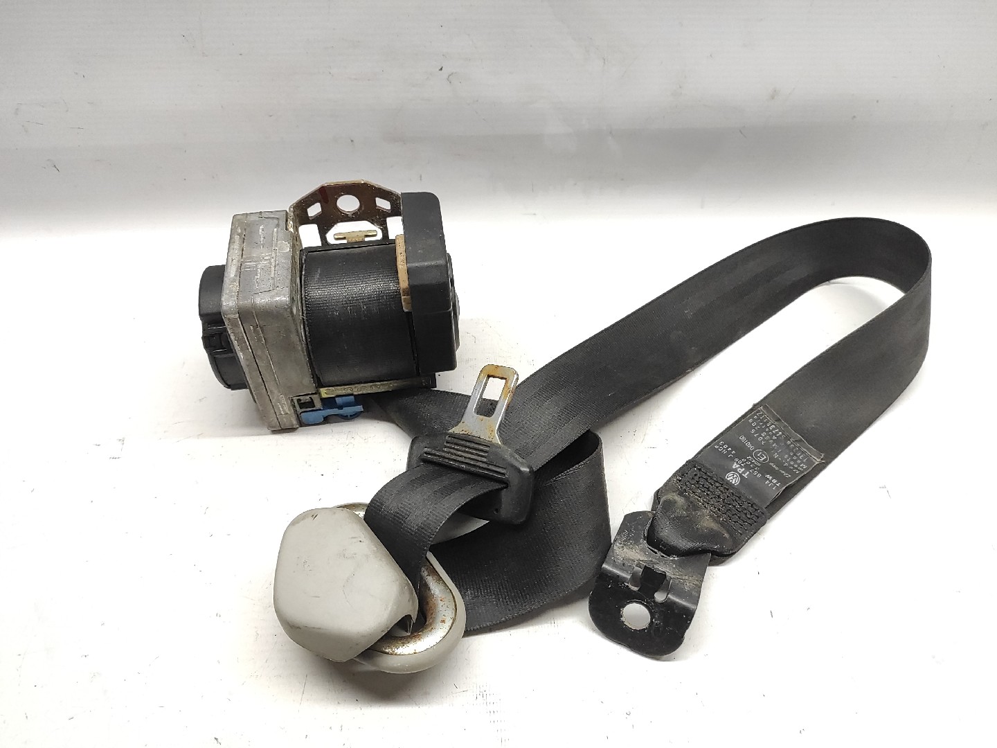 Ceinture de prétension avant droite VOLKSWAGEN GOLF IV (1J1) | 97 - 07