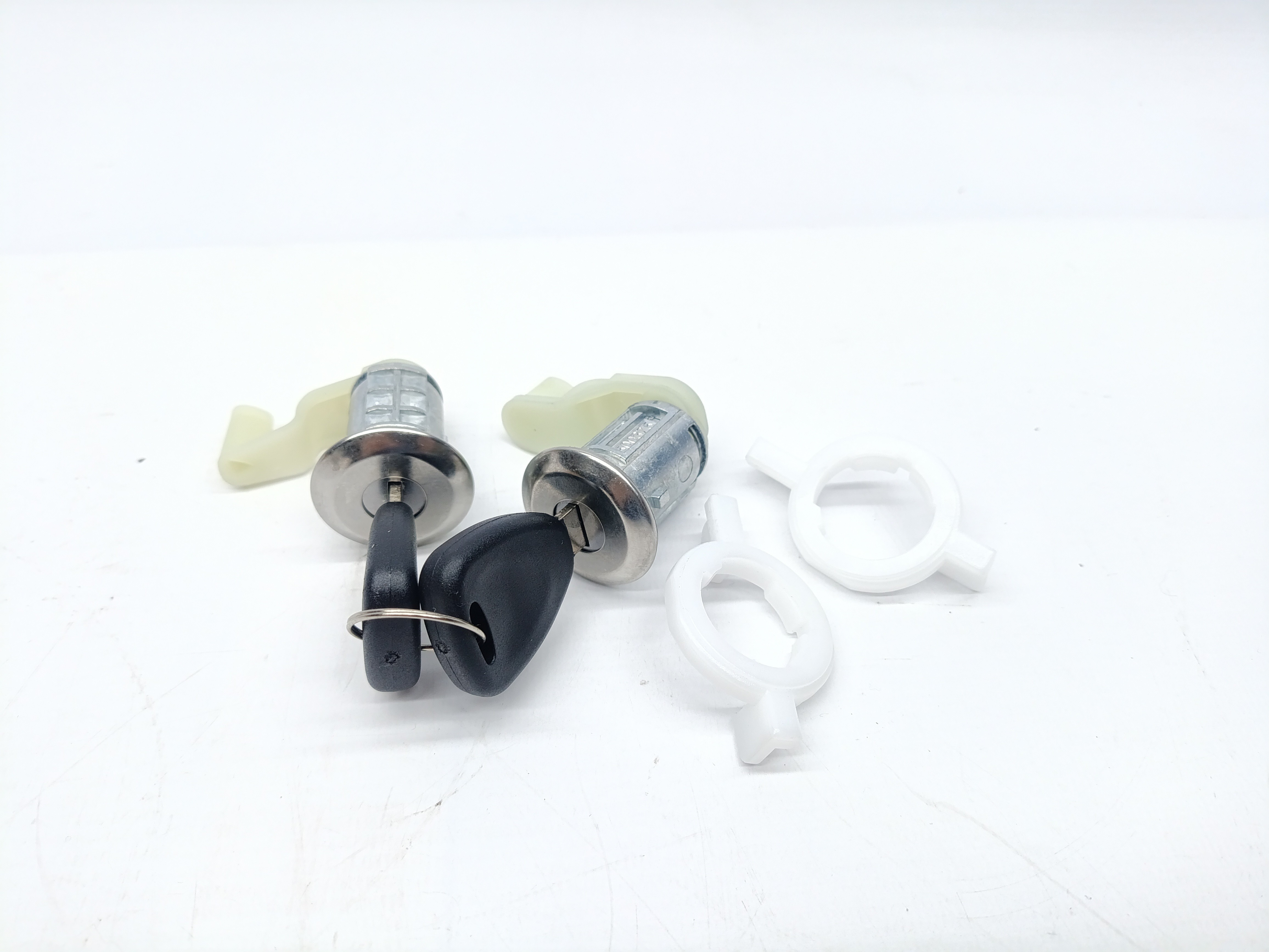 Canhao Fechadura Frente Esquerda RENAULT CLIO II (BB_, CB_) | 98 - 