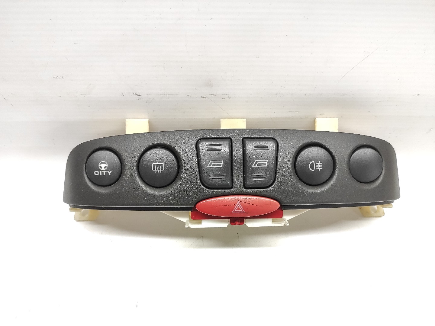 Comutador Interruptor Vidro Frente Esquerdo FIAT PUNTO Van (188_) | 00 - 10