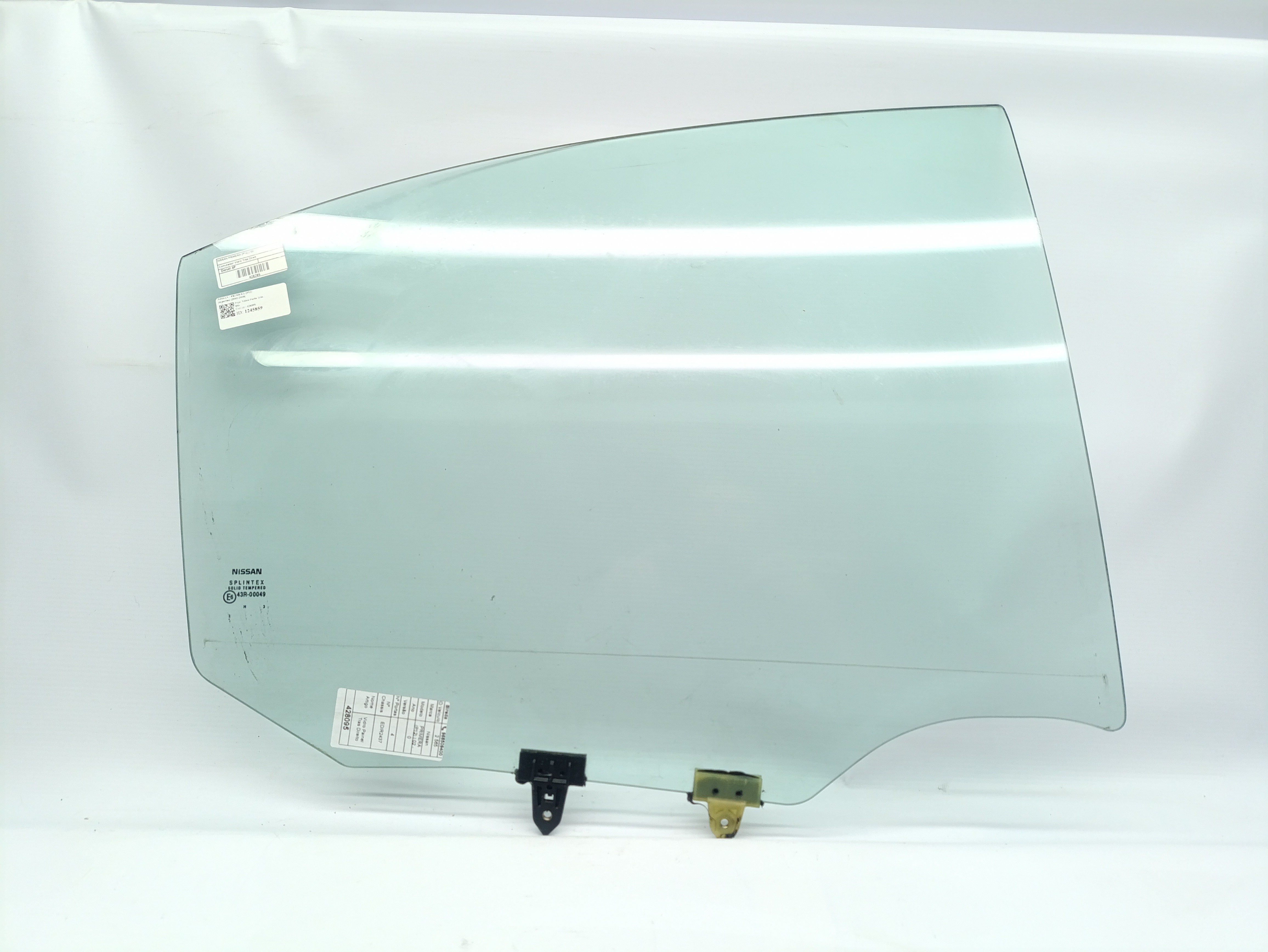 Vitre trimestre arrière aroite NISSAN PRIMERA (P12) | 02 - 