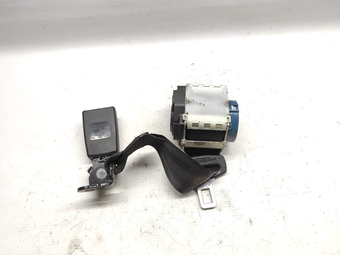 Cinto Tras Central VOLKSWAGEN PASSAT (3C2) | 05 - 10