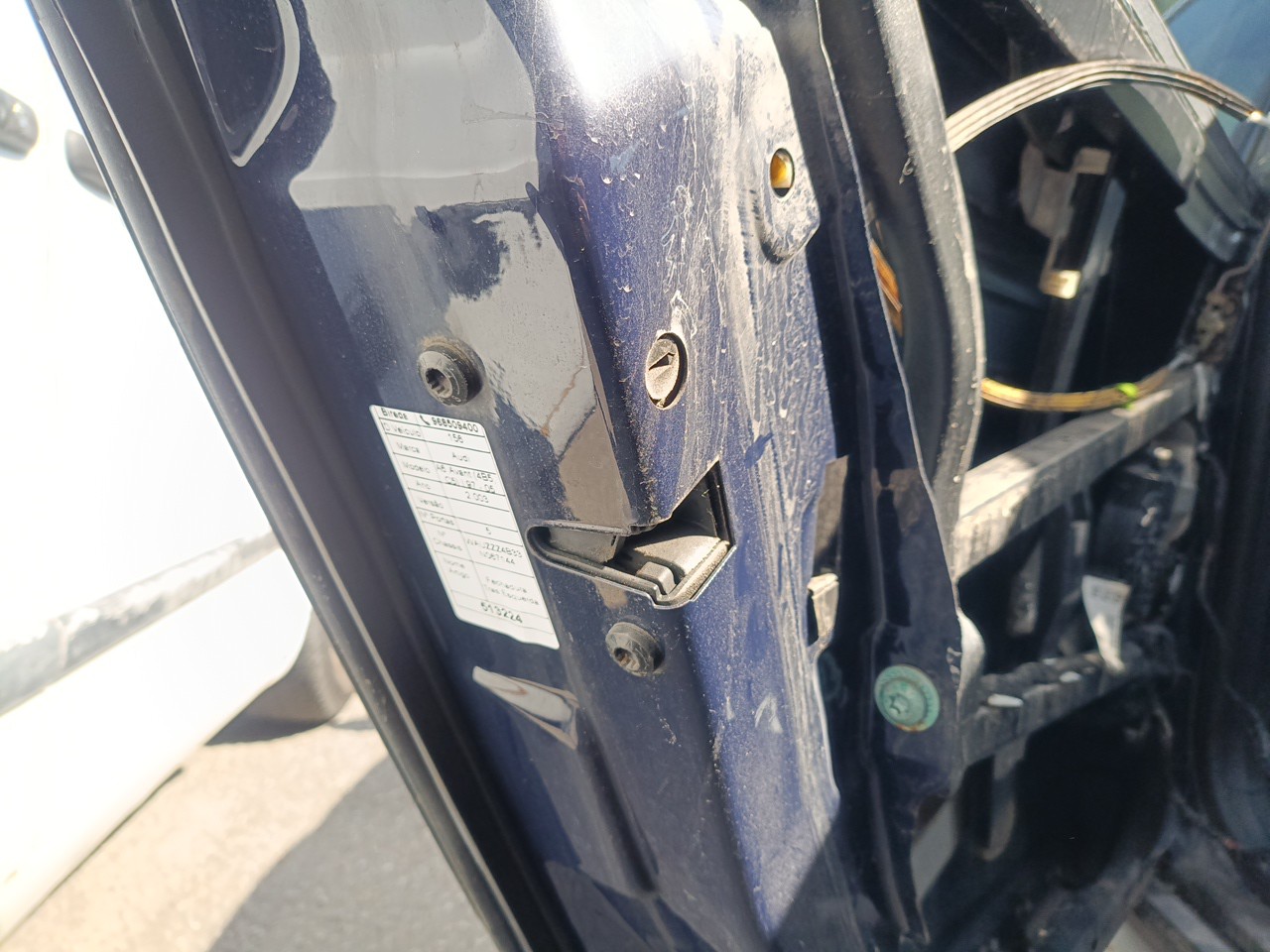 Fechadura Tras Esquerda AUDI A6 Avant (4B5, C5) | 97 - 05