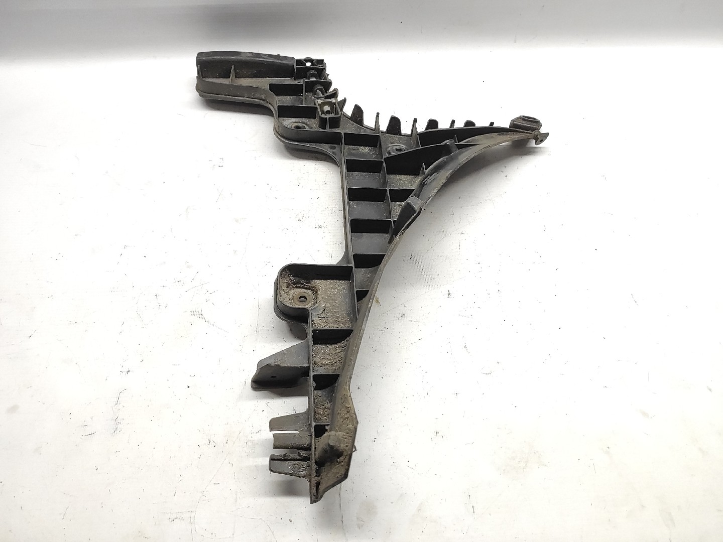 Guia Para Choques Tras Direita AUDI A3 (8P1) | 03 - 13