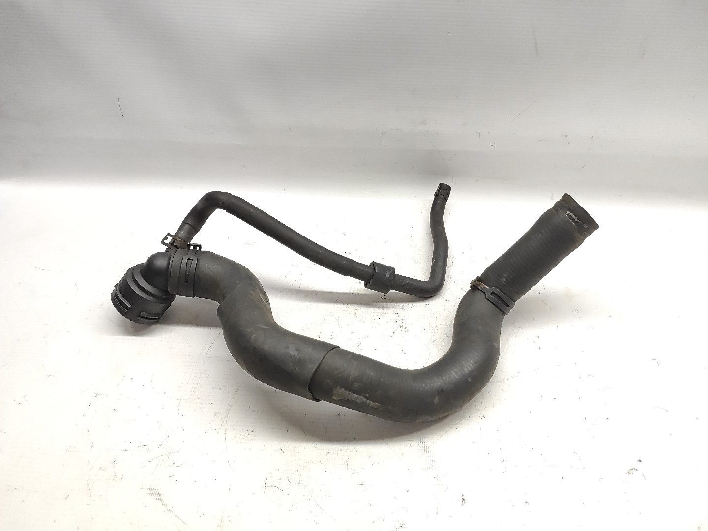 Tubo Agua Refrigeraçao de Motor  AUDI A3 (8P1) | 03 - 13