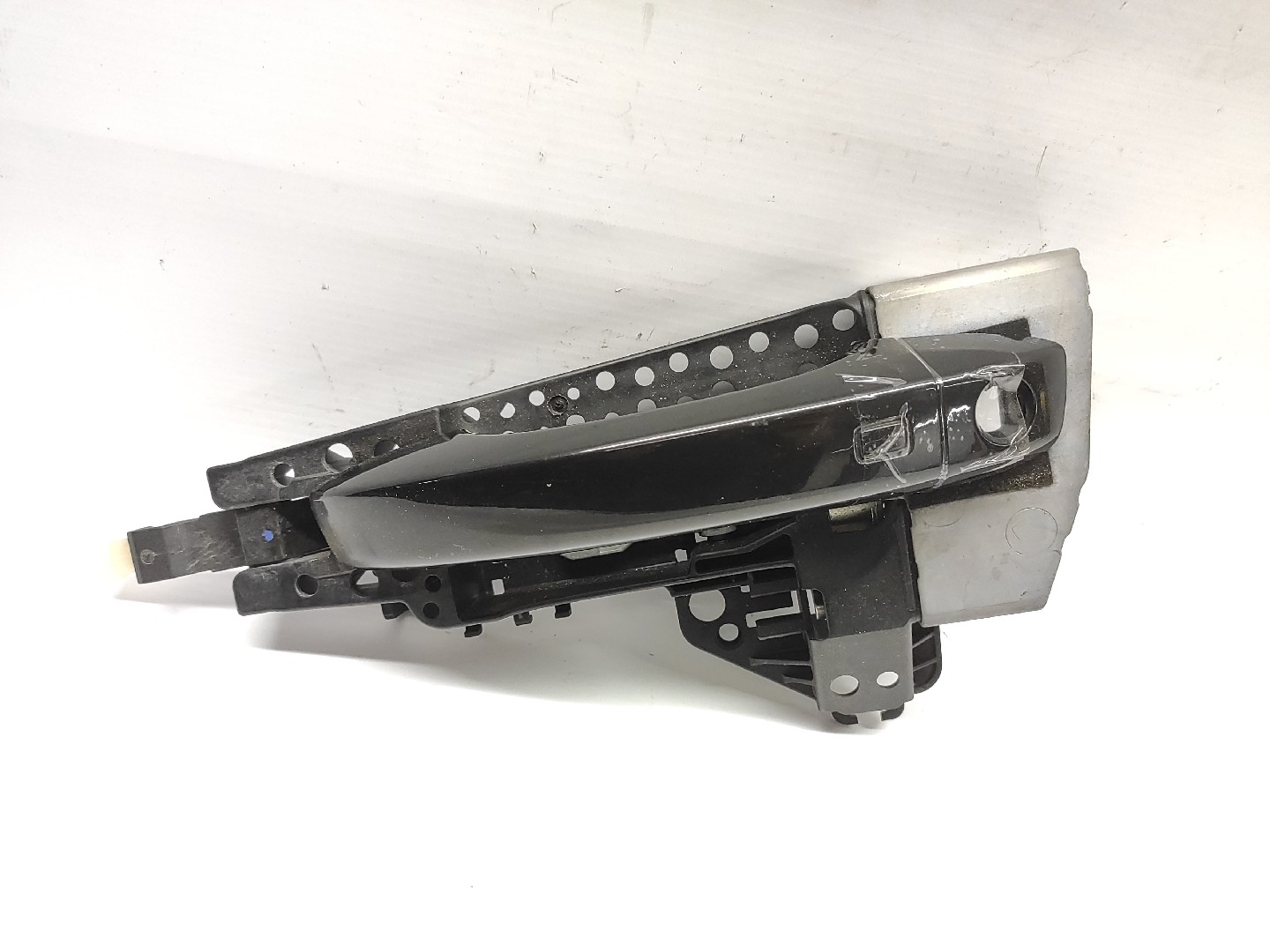 Maneta Puerta delantera Izquierda AUDI A6 Avant (4G5, 4GD, C7) | 11 - 18